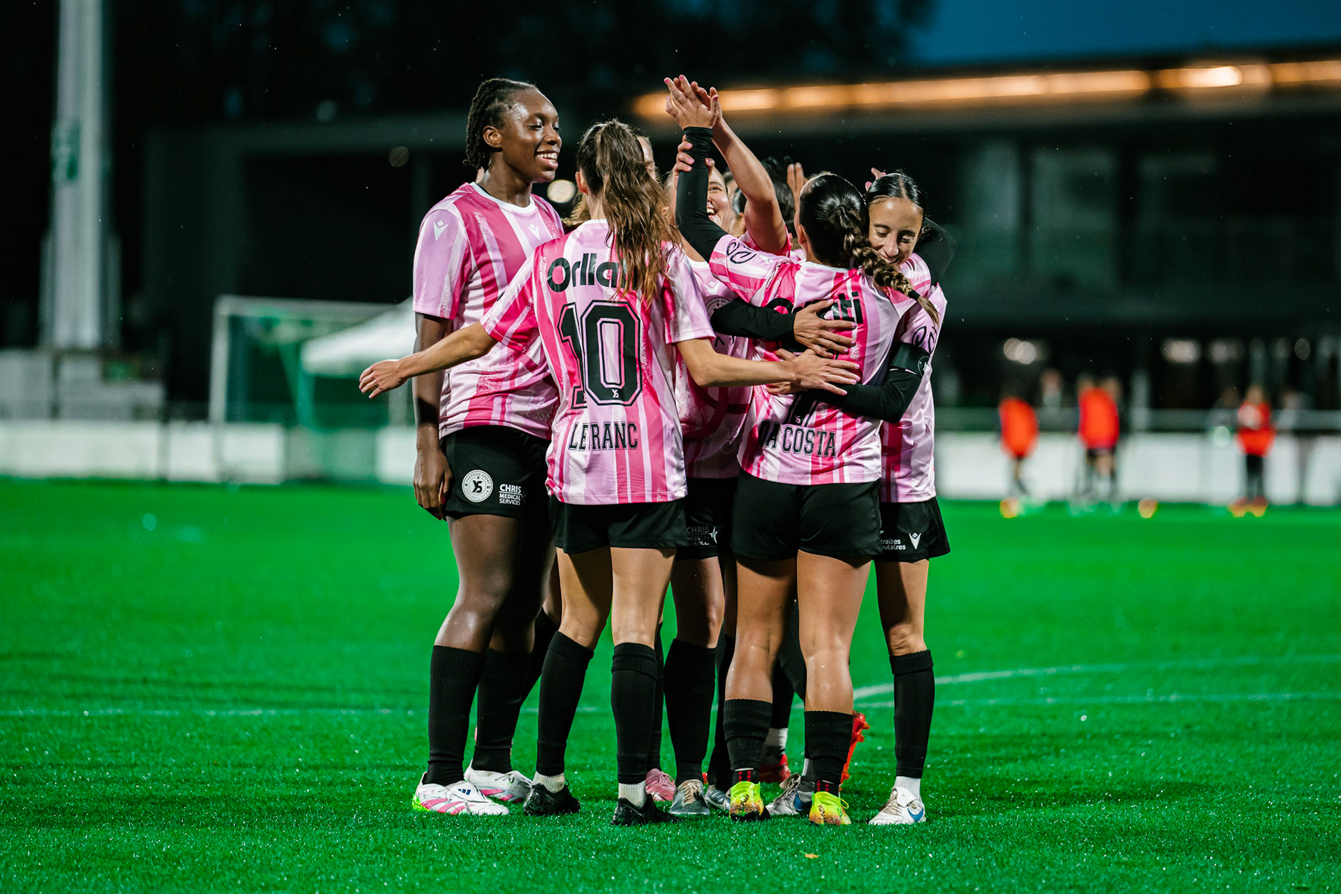 Match de championnat LNB féminine opposant Yverdon Sport FC et le FC Lugano au Stade Municipal, Yverdon-les-Bains. (Christian António / LibsVisuals.com)