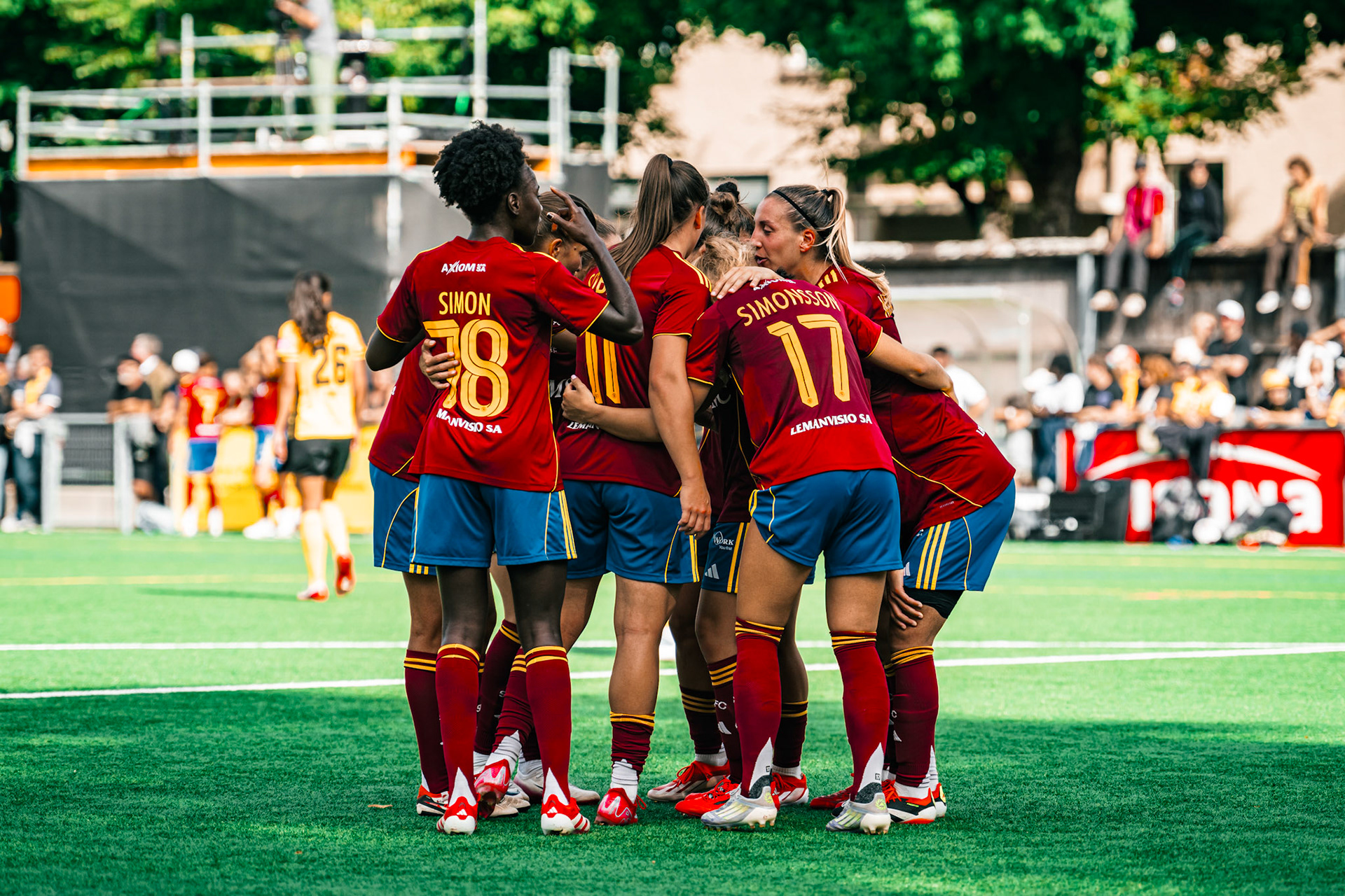 Match de l’AXA Women’s Super League opposant BSC YB Frauen et Servette FC Chênois Féminin au Spitalacker (Kunstrasenfeld), Bern. (Christian António/LibsVisuals.com)