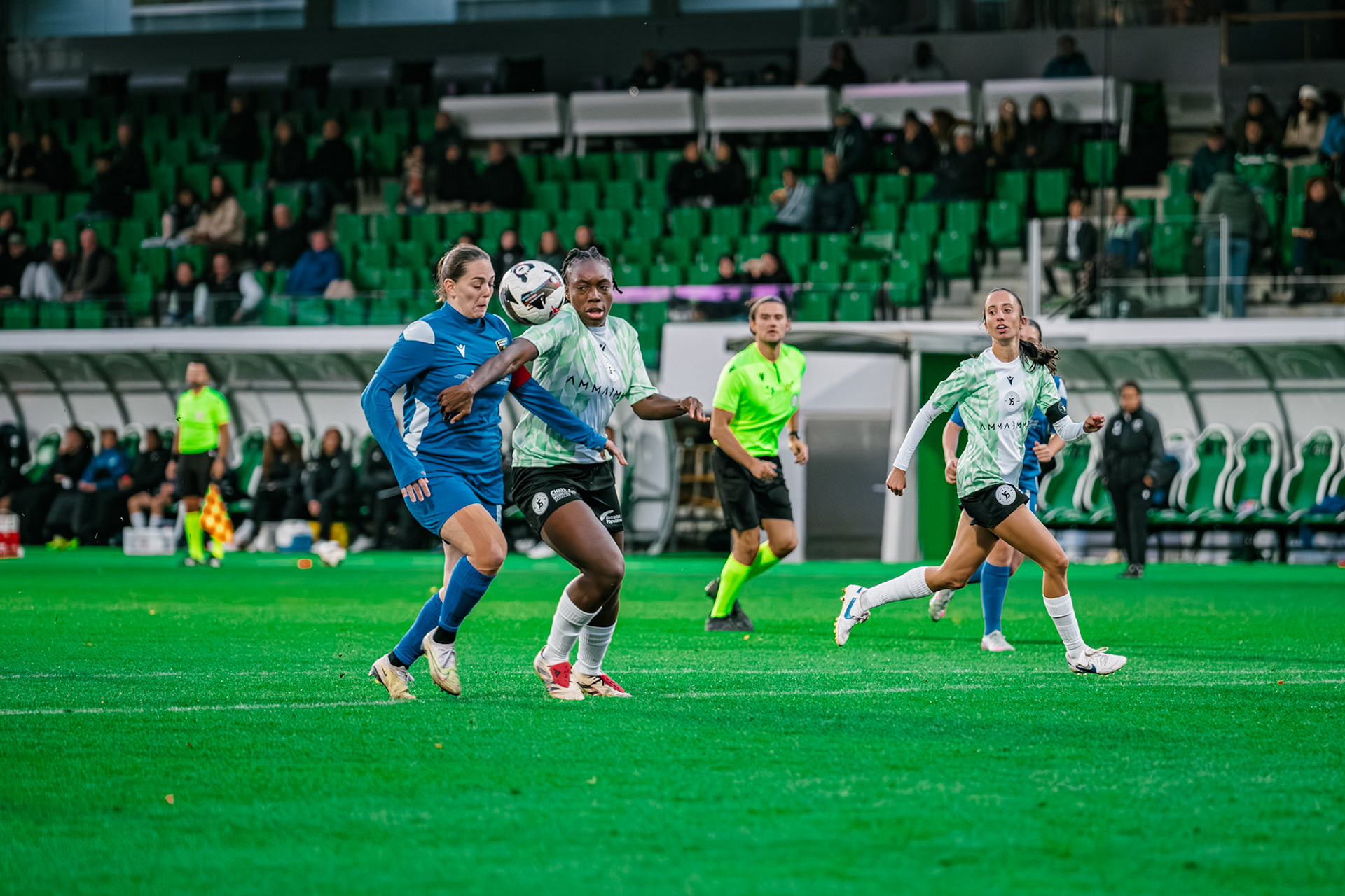 Match championnat LNB féminine opposant Yverdon Sport FC et FC Oerlikon/Polizei ZH 1 au Stade Municipal. (Christian António/LibsVisuals.com)