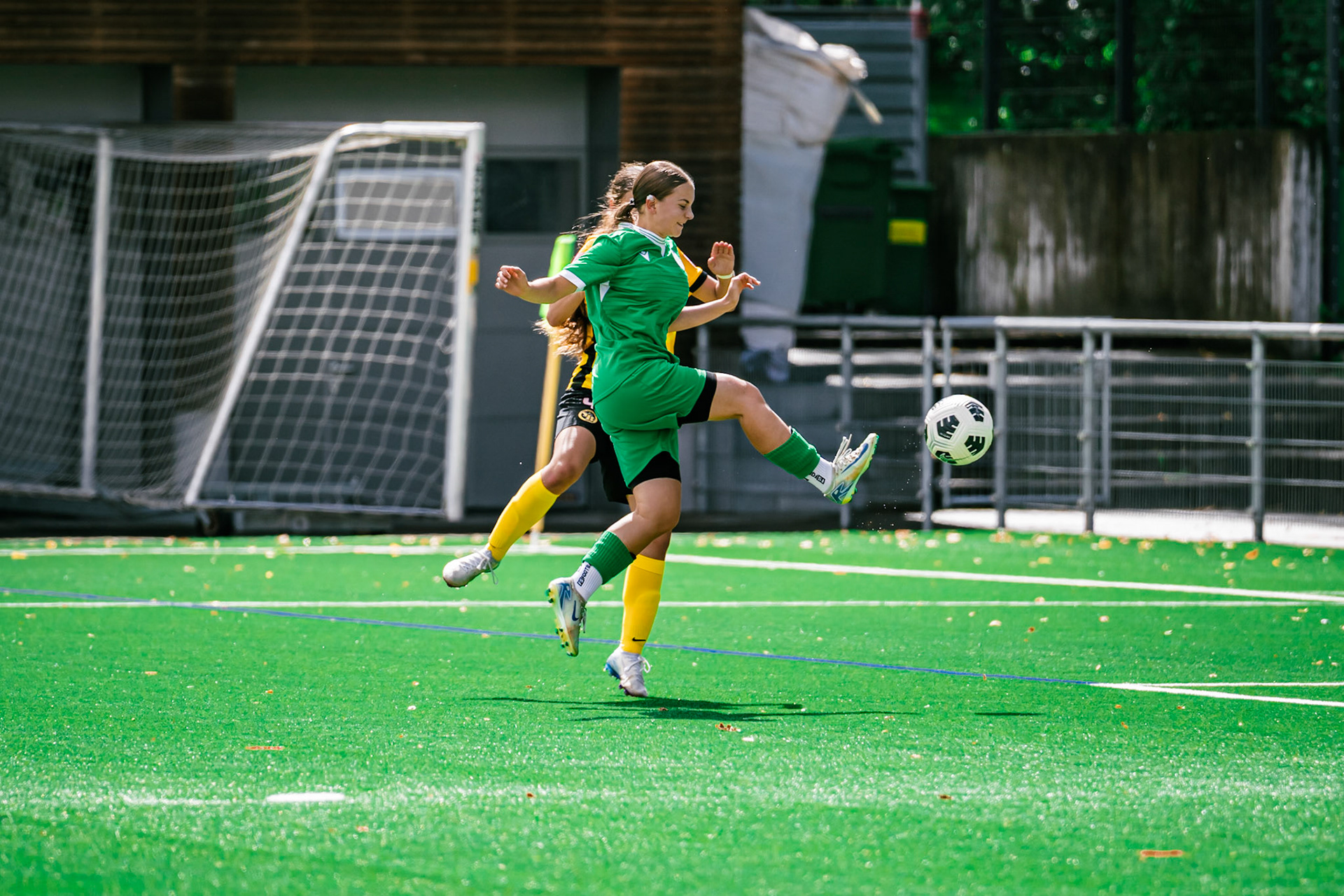 Match championnat opposant BSC YB Frauen U-20 - Yverdon Sport U-20 au Sportplatz Wyler. (Christian António/LibsVisuals.com)