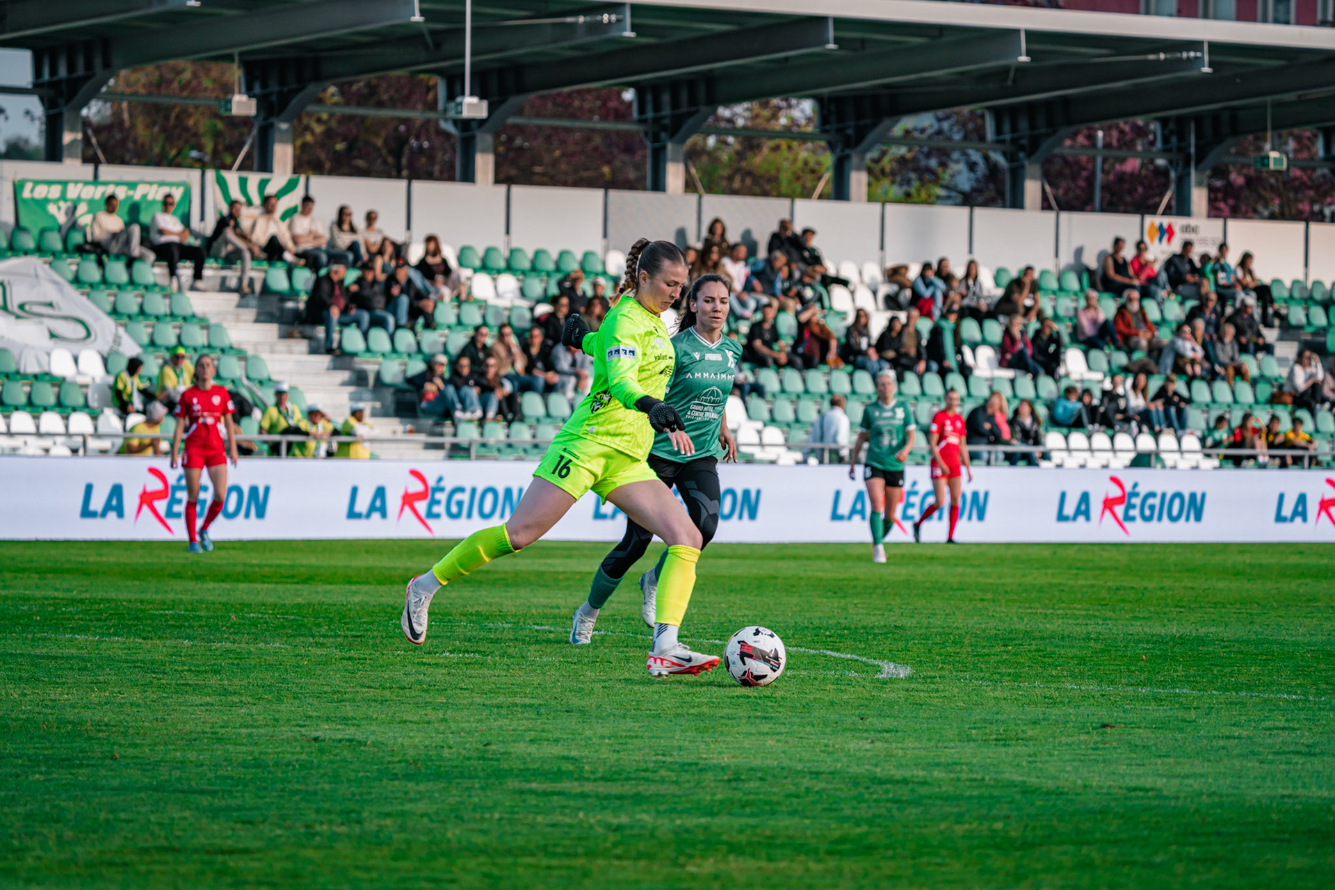 Yverdon Sport FC et Frauenteam Thun Berner-Oberland au Stade Municipal. (Christian António/LibsVisuals.com)