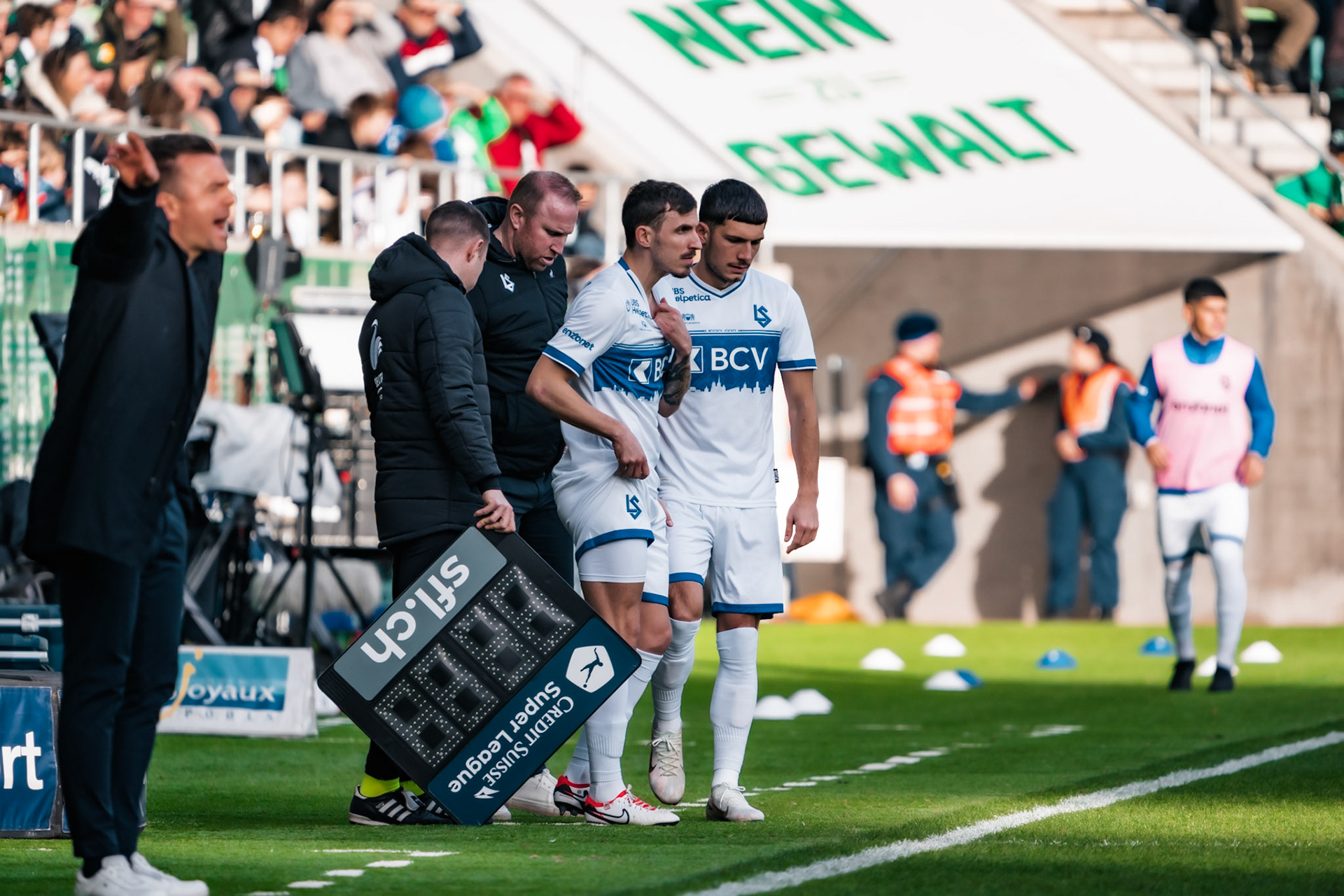 FC Saint-Gall 1879 et Lausanne-Sport FC au Kybunpark. (Christian António/LibsVisuals.com)