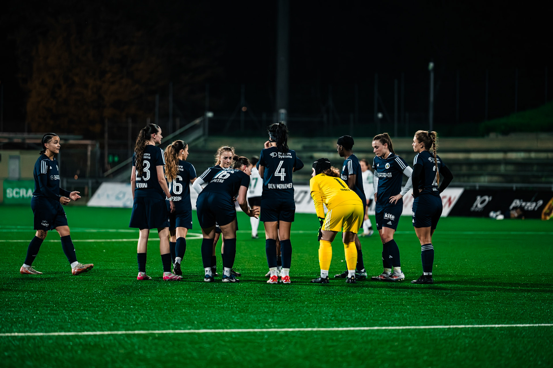 Etoile Carouge FC et Yverdon Sport FC au  Stade de la Fontenette (Christian António/LibsVisuals.com)