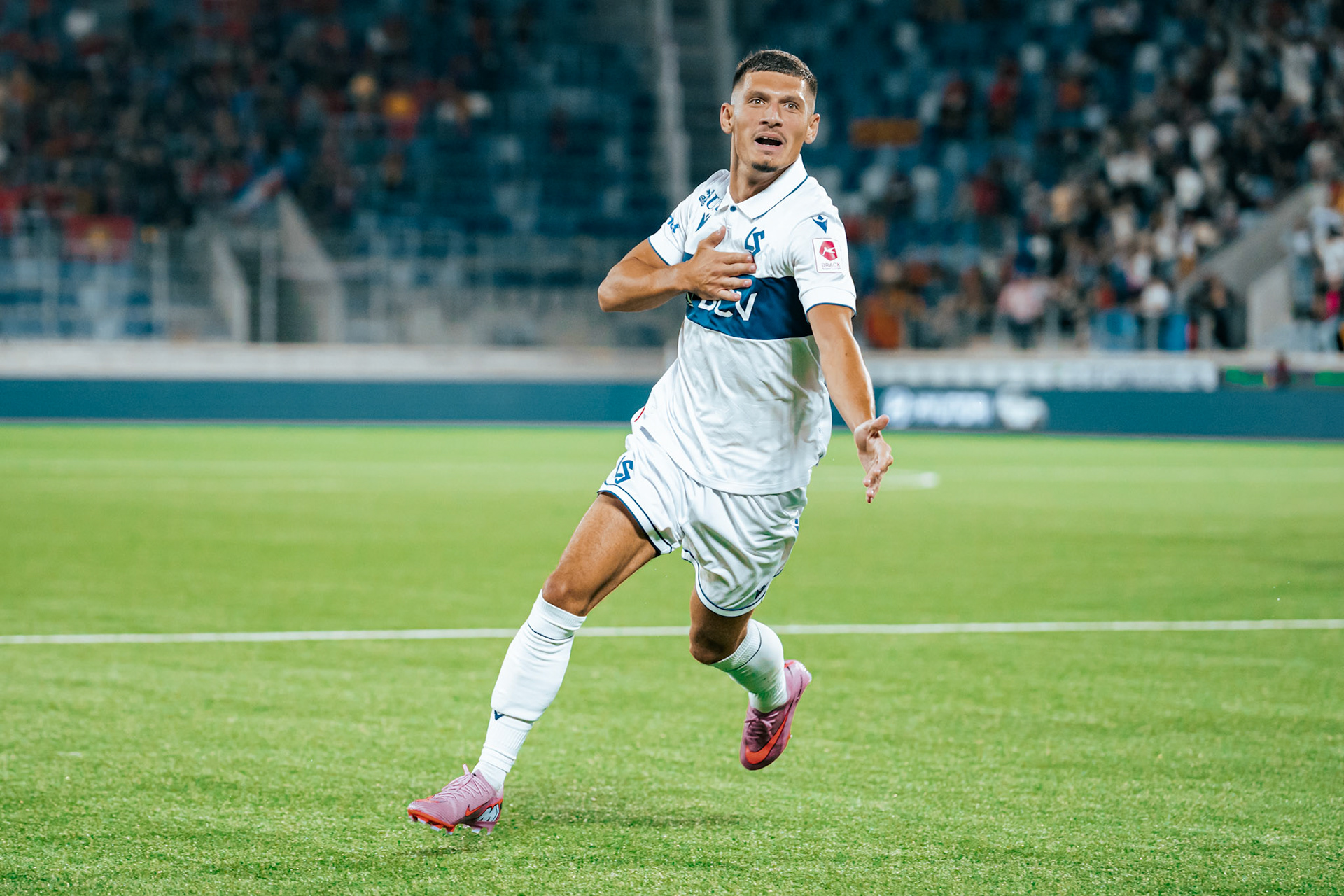 Lausanne-Sport - Vardar Skopje au Stade de la Tuilière. (Christian António/LibsVisuals.com)