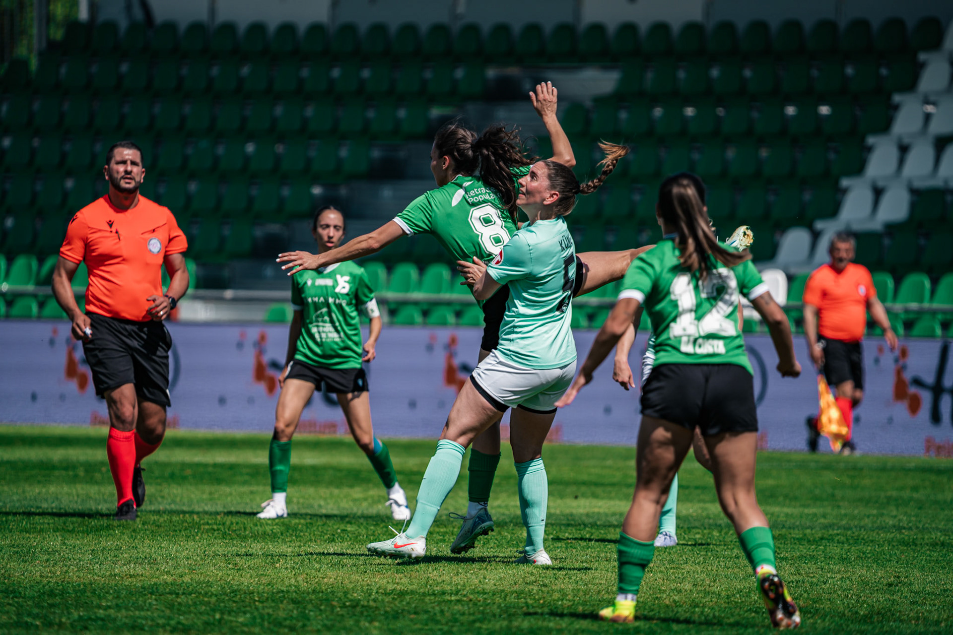 Yverdon Sport FC et FC Schlieren au Stade Municipal. (Christian António/LibsVisuals.com)