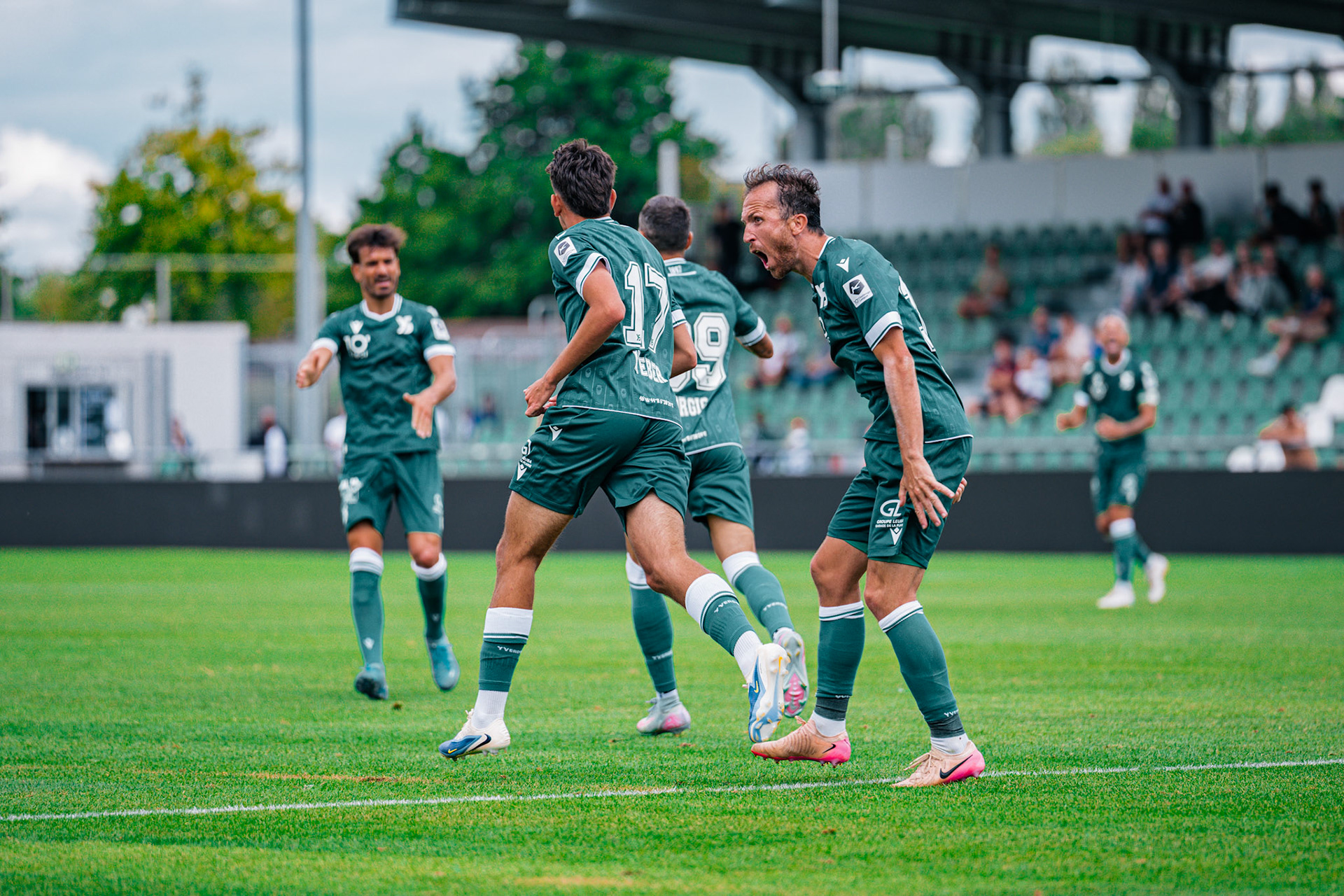 Match opposant Yverdon Sport FC face au Stade Lausanne Ouchy au Stade Municipal. (Christian António/LibsVisuals.com)