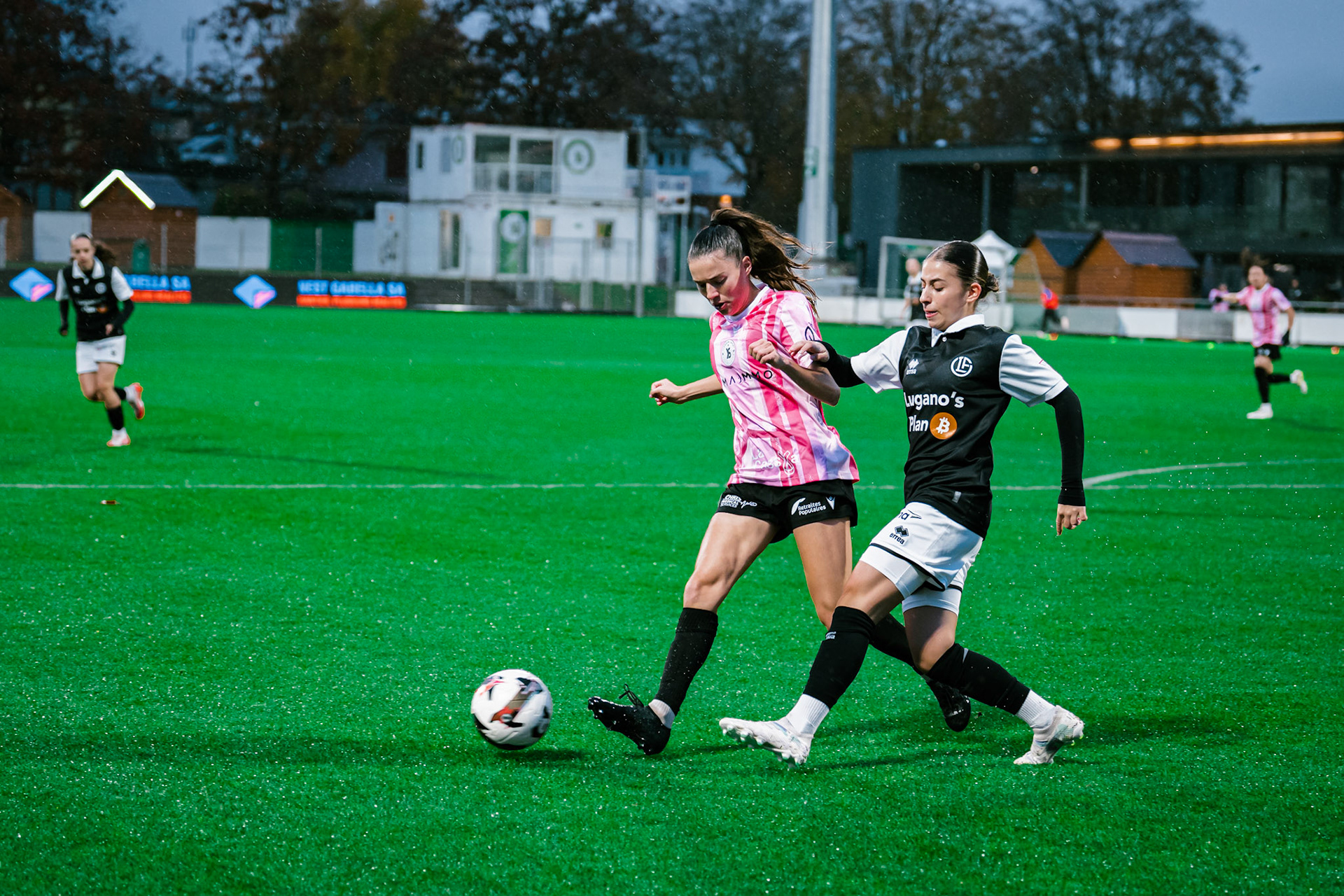 Match de championnat LNB féminine opposant Yverdon Sport FC et le FC Lugano au Stade Municipal, Yverdon-les-Bains. (Christian António / LibsVisuals.com)