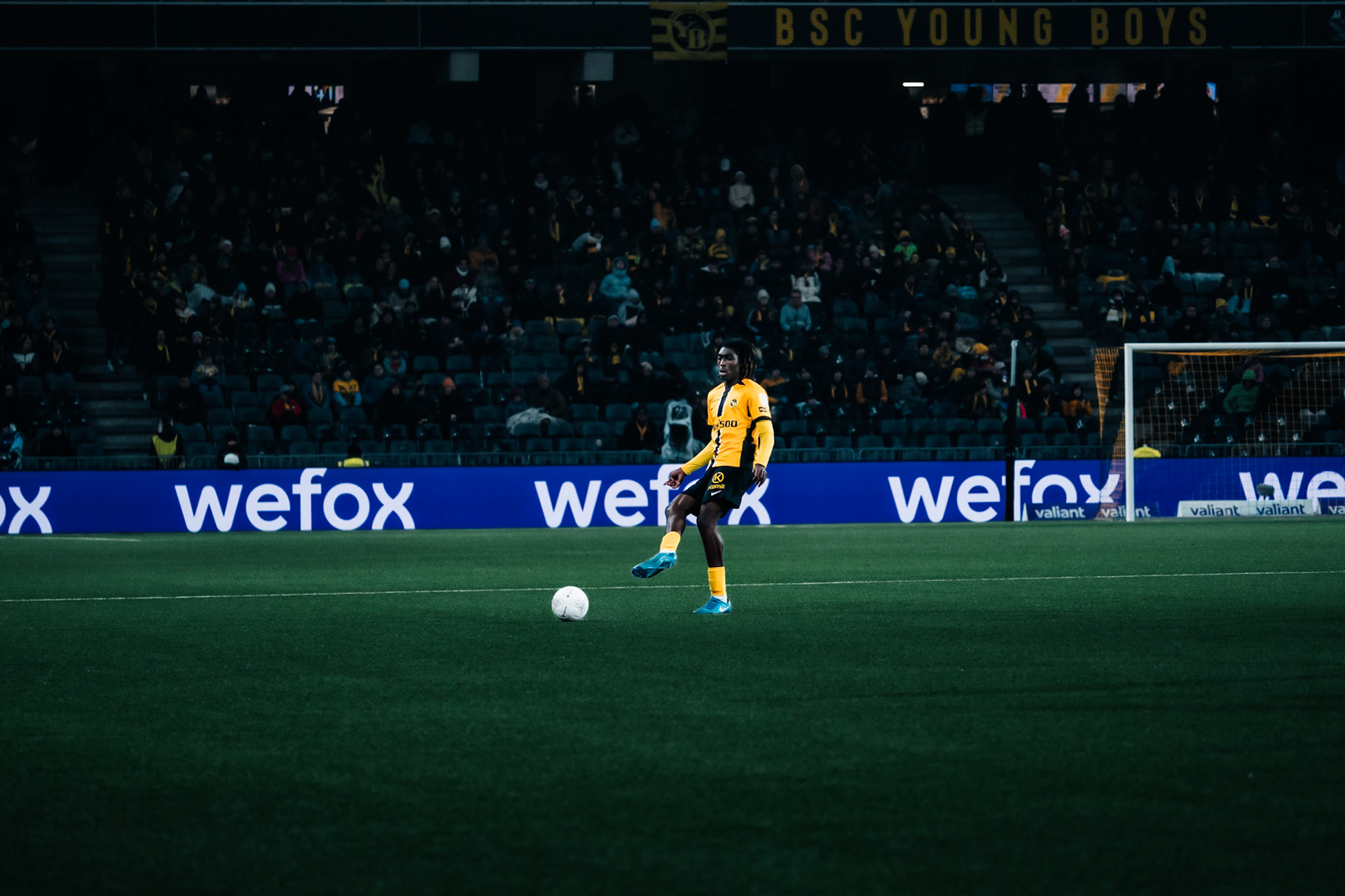 Tanguy Zoukrou, Défenseur du BSC Young Boys lors du match entre BSC Young Boys et FC Winterthur au Stadion Wankdorf. (Christian António/LibsVisuals.com)