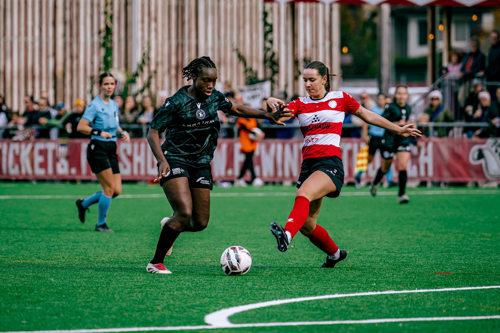 Match de championnat LNB Féminine opposant le FC Winterthur et Yverdon Sport FC au Schützenwiese, Winterthur. (Christian António/LibsVisuals.com)