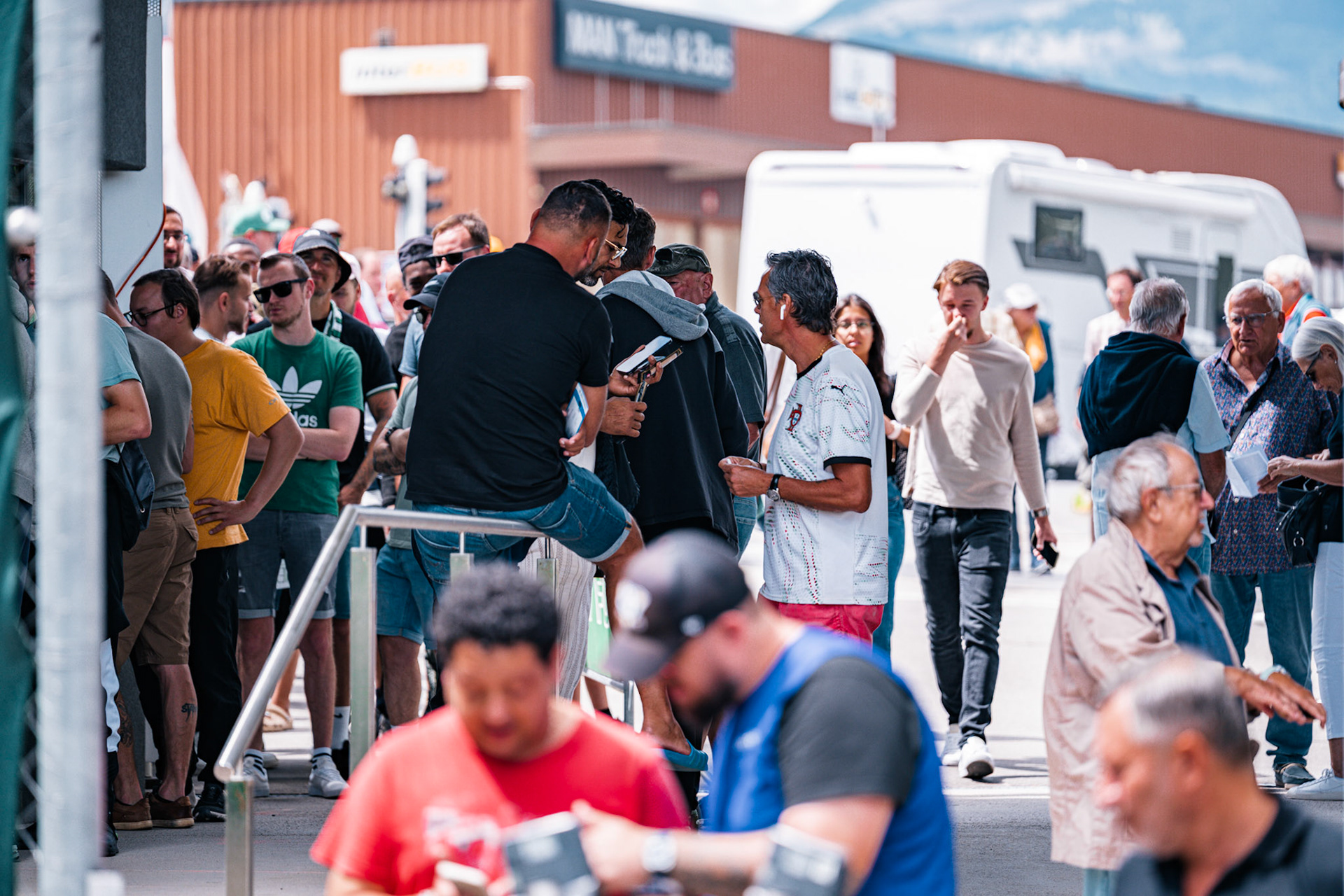 Match opposant Yverdon Sport FC face au Stade Lausanne Ouchy au Stade Municipal. (Christian António/LibsVisuals.com)