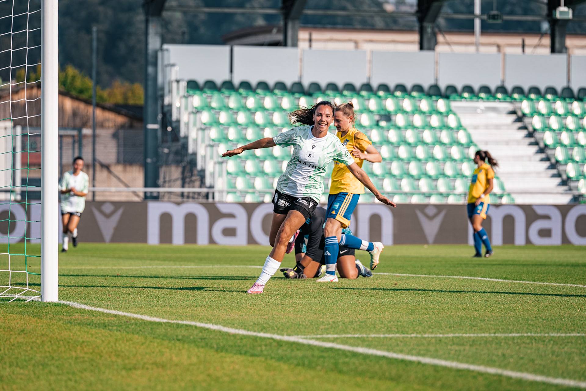 Match championnat opposant Yverdon Sport – FC Wädenswil au Stade Municipal. (Christian António/LibsVisuals.com)
