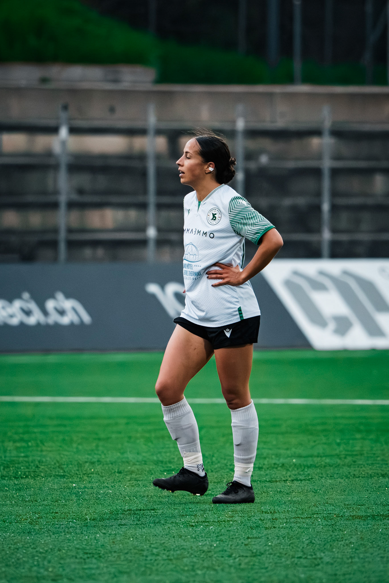Etoile Carouge FC et Yverdon Sport FC au  Stade de la Fontenette (Christian António/LibsVisuals.com)