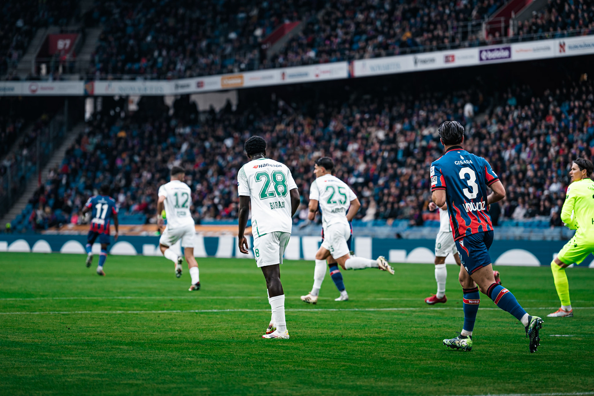 FC Basel 1893 et Yverdon Sport FC au St. Jakob-Park. (Christian António/LibsVisuals.com)
