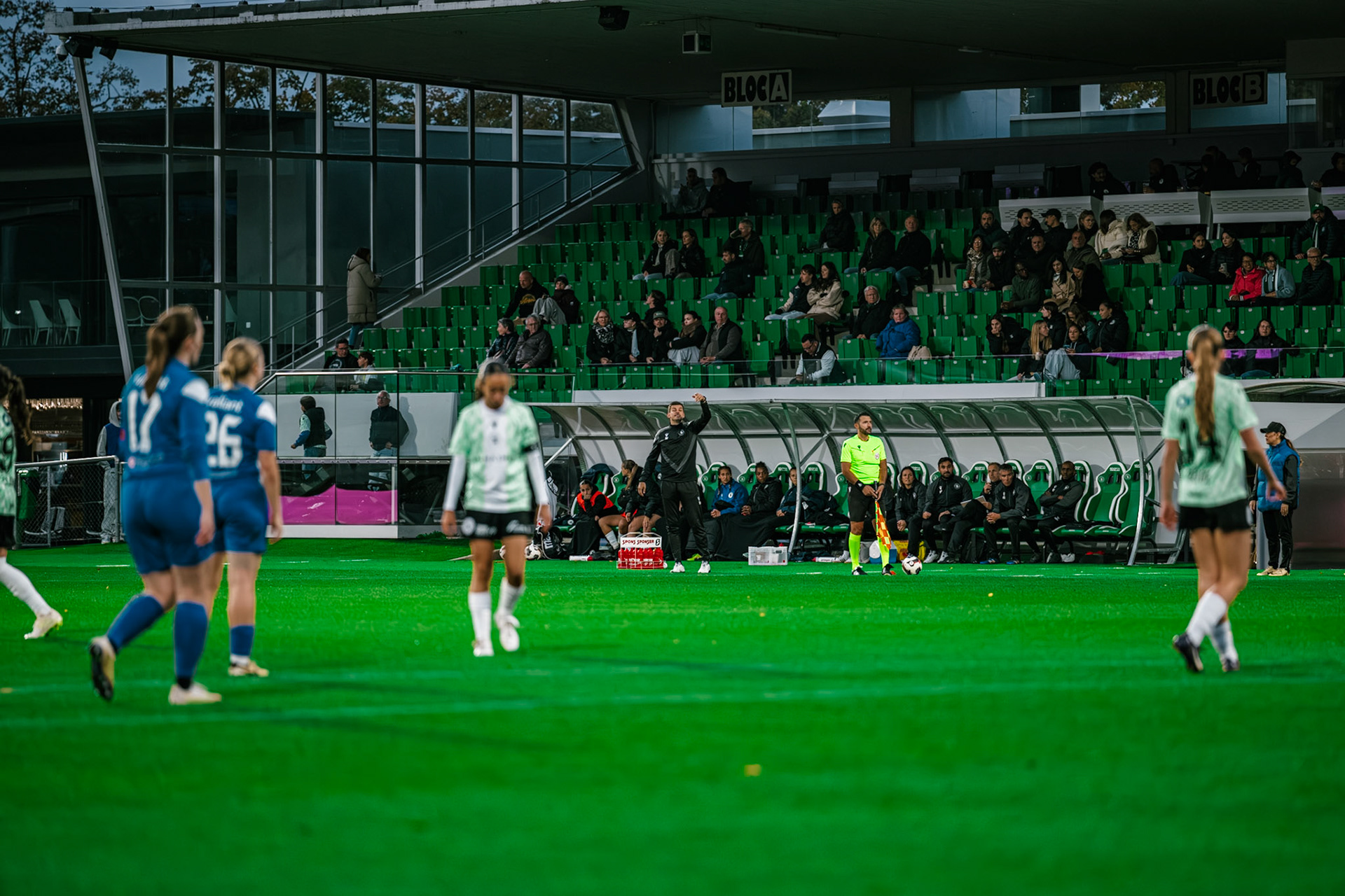 Match championnat LNB féminine opposant Yverdon Sport FC et FC Oerlikon/Polizei ZH 1 au Stade Municipal. (Christian António/LibsVisuals.com)