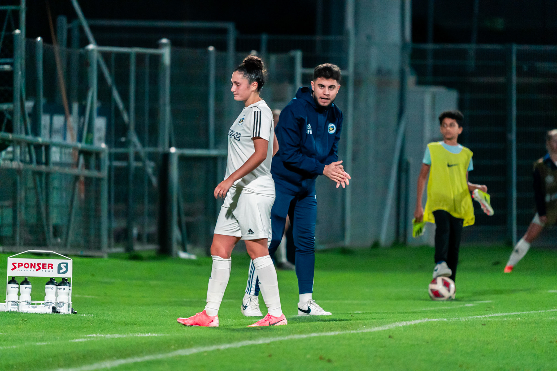 Ligue nationale B Féminine Yverdon Sport FC - Etoile Carouge FC