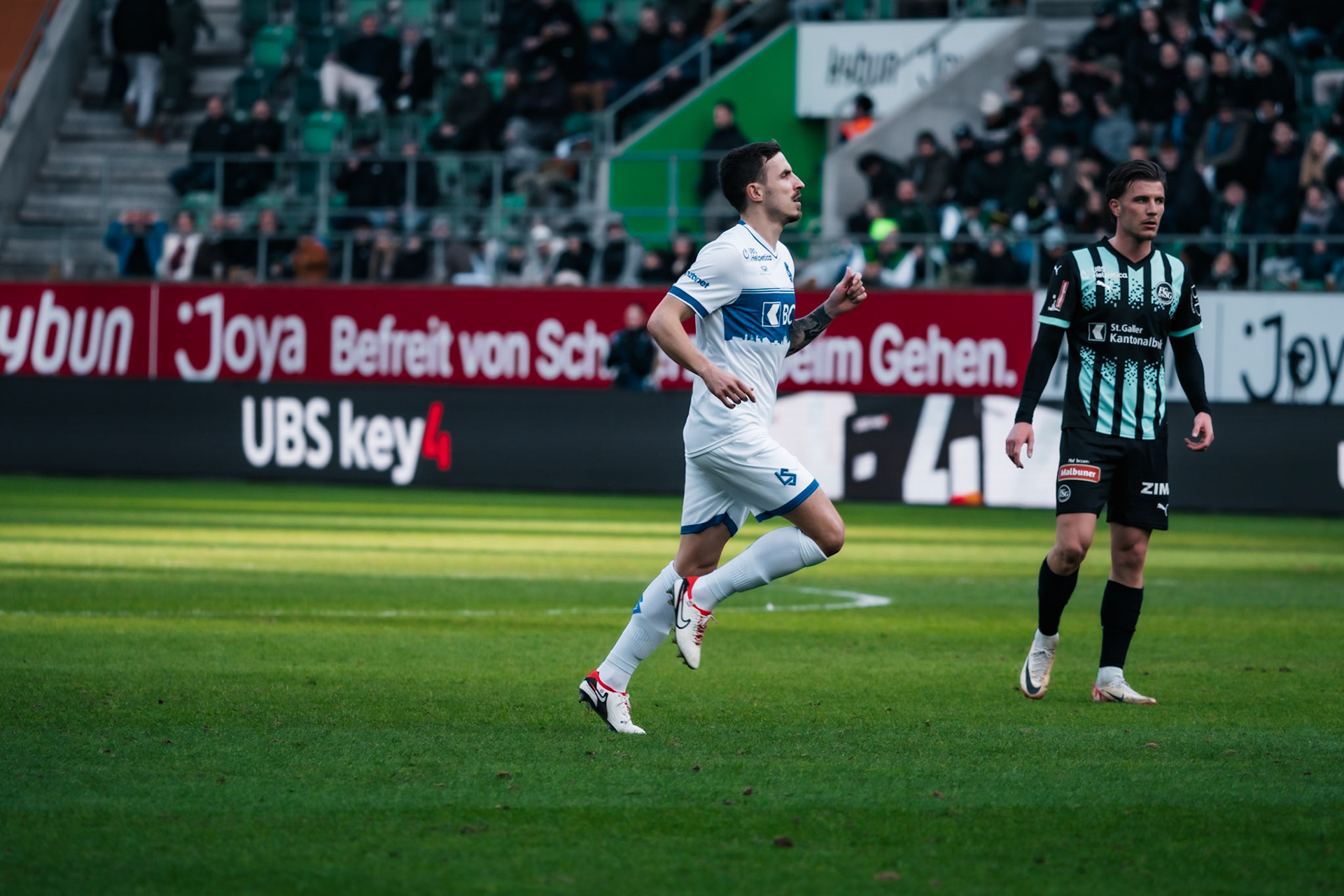 FC Saint-Gall 1879 et Lausanne-Sport FC au Kybunpark. (Christian António/LibsVisuals.com)
