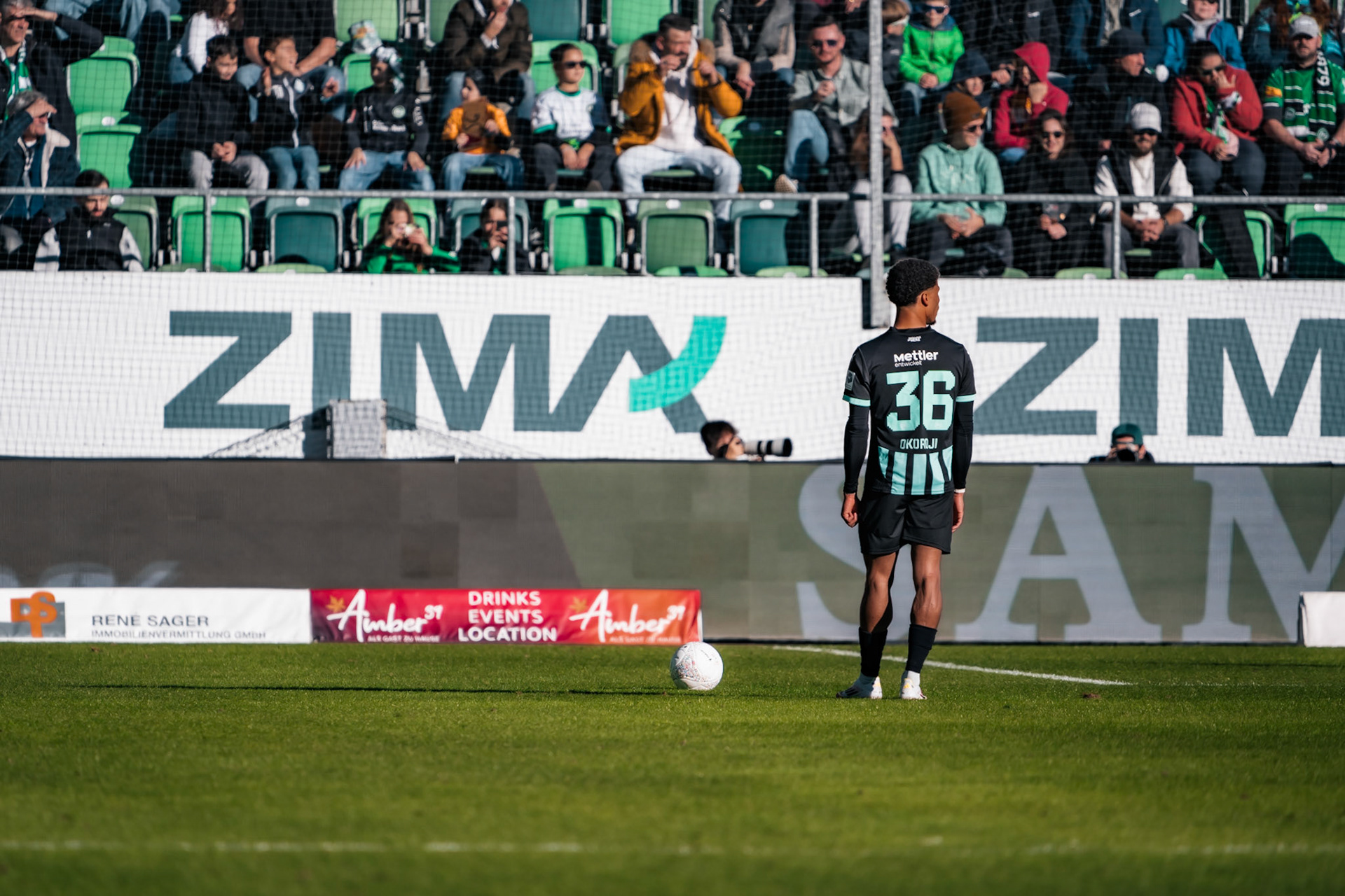 FC Saint-Gall 1879 et Lausanne-Sport FC au Kybunpark. (Christian António/LibsVisuals.com)