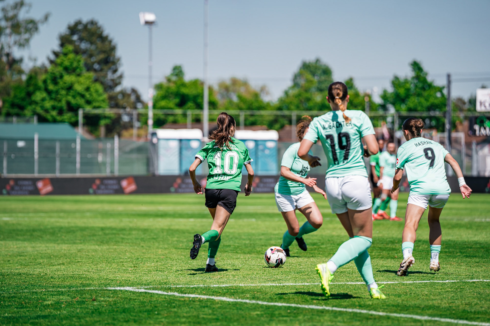 Yverdon Sport FC et FC Schlieren au Stade Municipal. (Christian António/LibsVisuals.com)