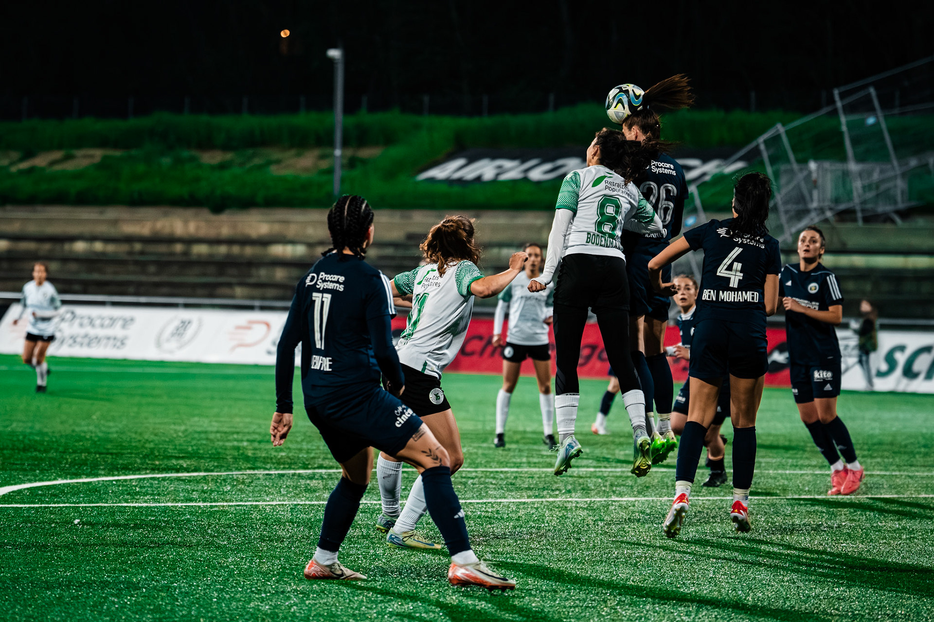 Etoile Carouge FC et Yverdon Sport FC au  Stade de la Fontenette (Christian António/LibsVisuals.com)