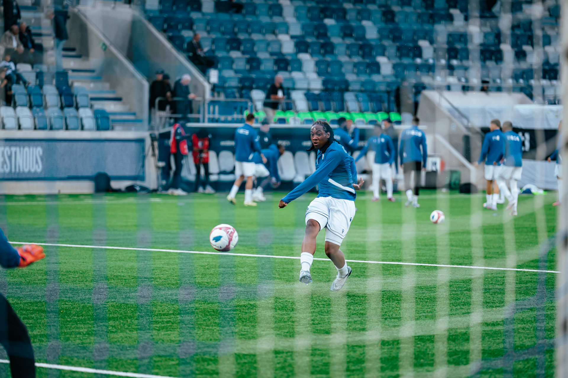 Match aller du tour de barrage de l’UEFA Europa Conference League 2025/26 opposant Lausanne-Sport et le Beşiktaş JK au Stade de la Tuilière. (Christian António/LibsVisuals.com)