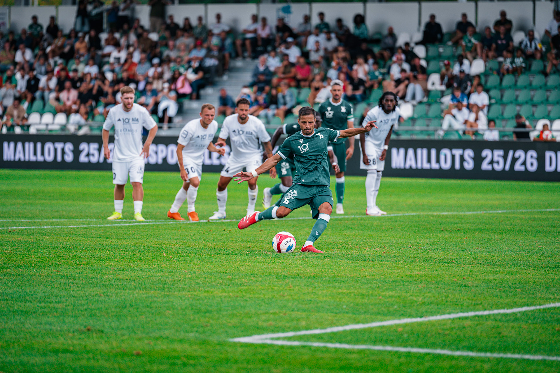 Match opposant Yverdon Sport FC face au Stade Lausanne Ouchy au Stade Municipal. (Christian António/LibsVisuals.com)