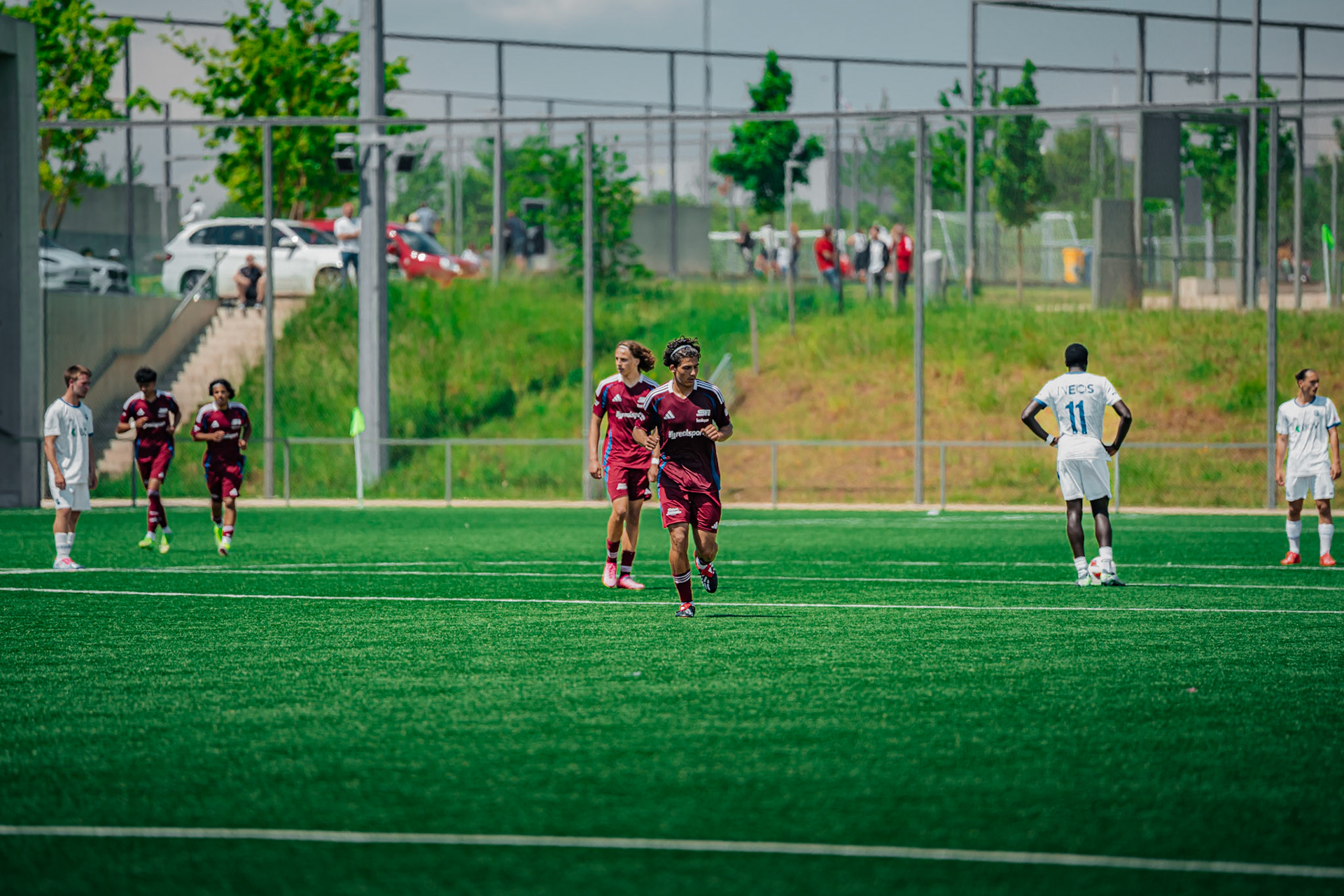 FC Lausanne-Sport M-17 et Servette FC M-17 au Centre sportif+ Stade de la Tuilière. (Christian António/LibsVisuals.com)