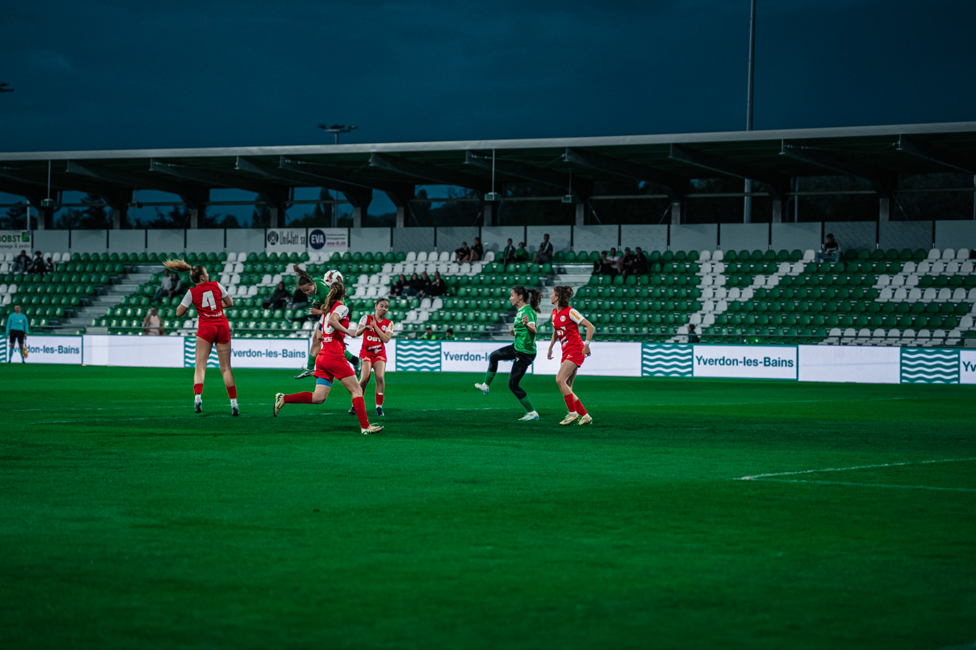 Yverdon Sport FC et FC Rapperswil-Jona au Stade Municipal. (Christian António/LibsVisuals.com)