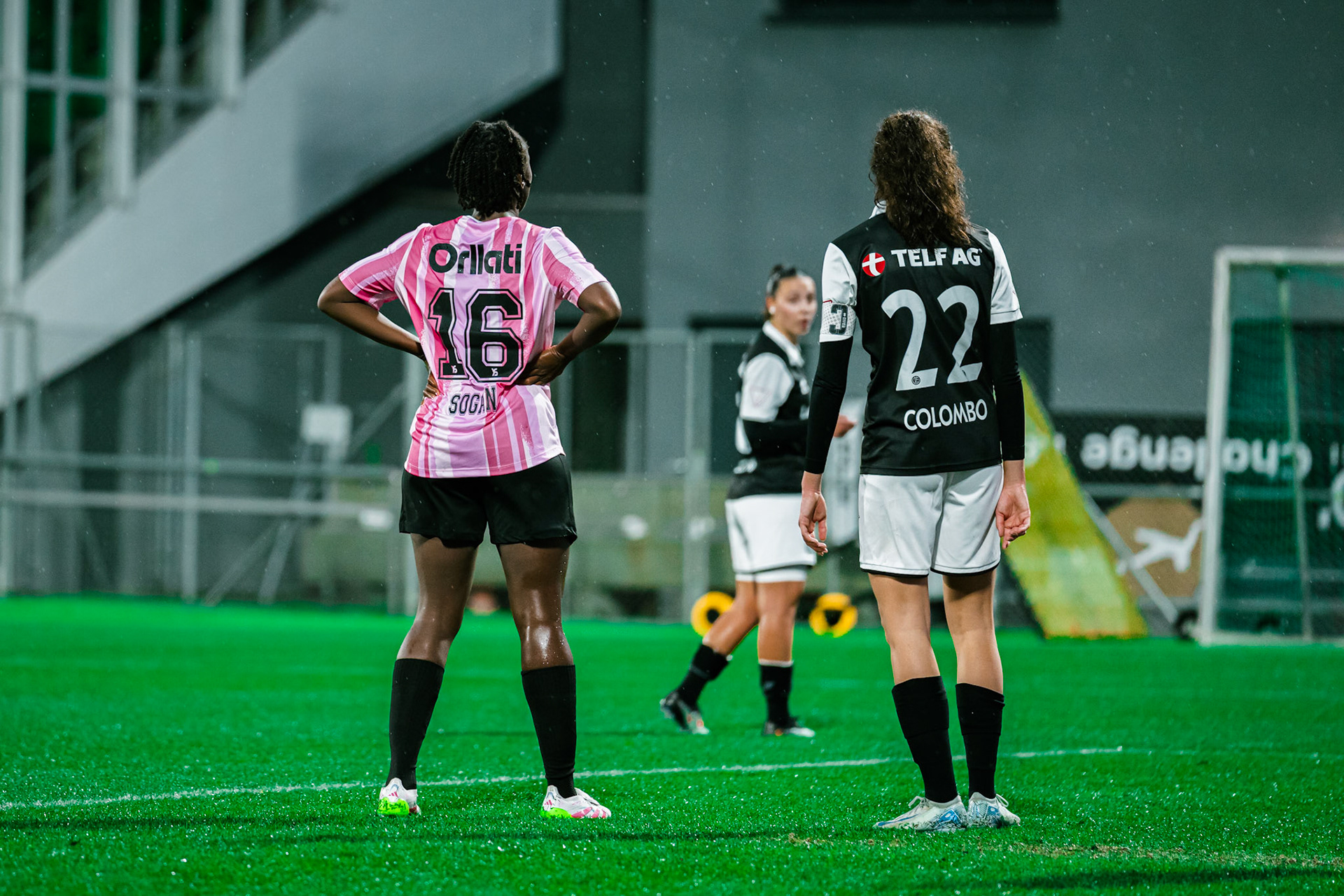 Match de championnat LNB féminine opposant Yverdon Sport FC et le FC Lugano au Stade Municipal, Yverdon-les-Bains. (Christian António / LibsVisuals.com)