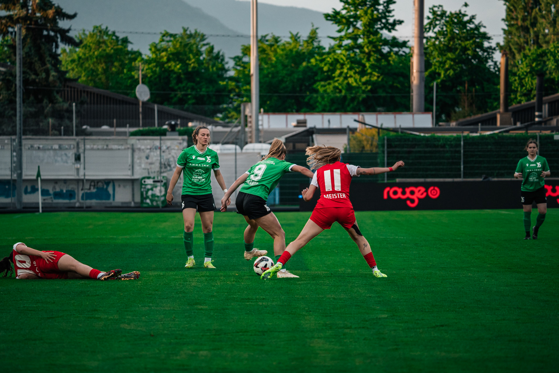 Yverdon Sport FC et FC Rapperswil-Jona au Stade Municipal. (Christian António/LibsVisuals.com)