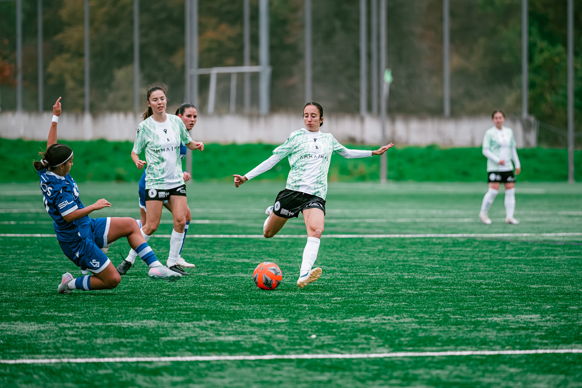 Match AXA Women’s Cup (1/16 de finale) opposant FC Lausanne-Sport et Yverdon Sport FC au Centre sportif de la Tuilière. (Christian António/LibsVisuals.com)