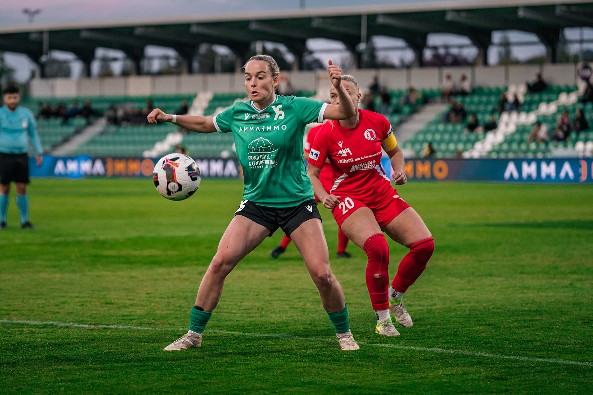 Yverdon Sport FC et Frauenteam Thun Berner-Oberland au Stade Municipal. (Christian António/LibsVisuals.com)