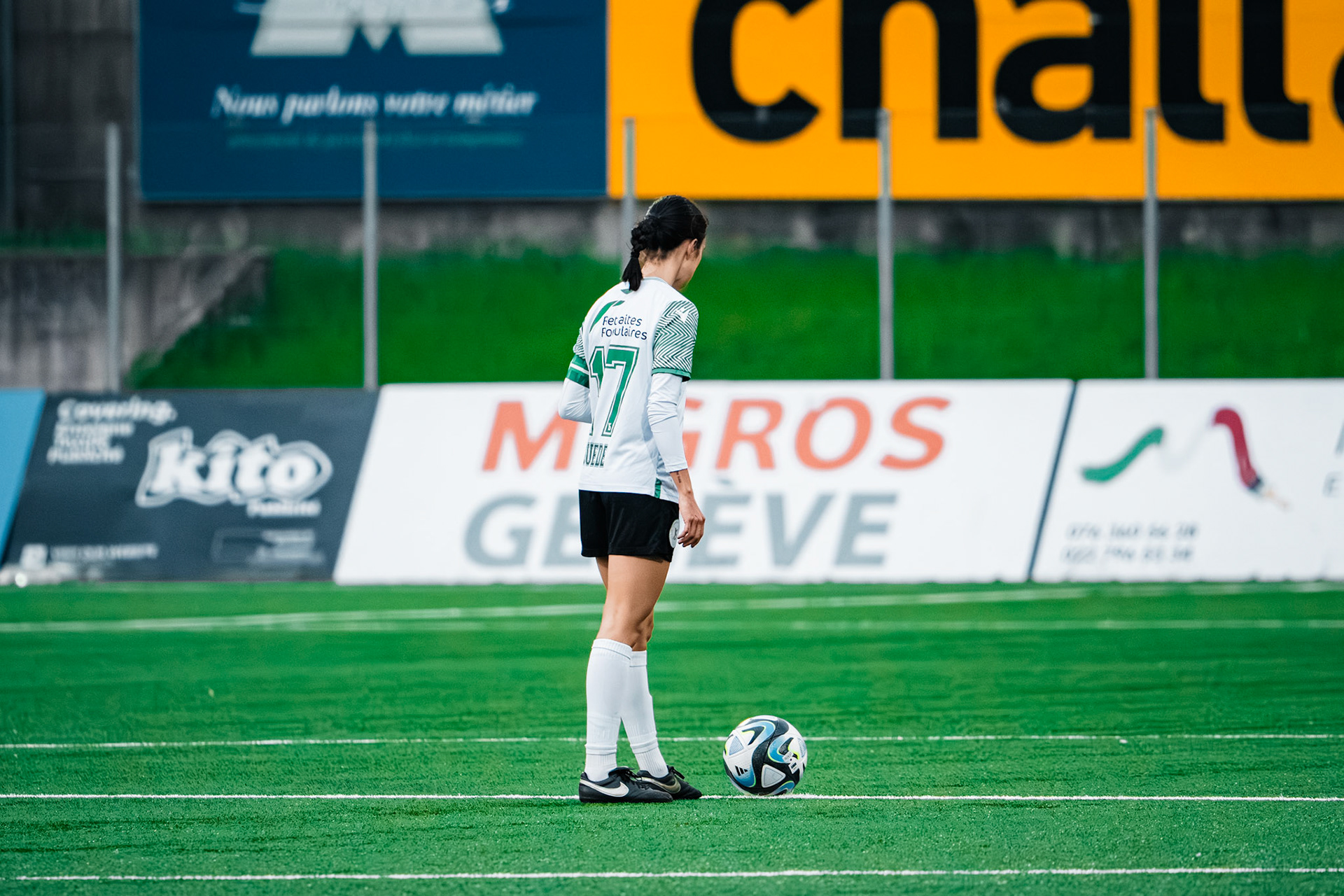 Etoile Carouge FC et Yverdon Sport FC au  Stade de la Fontenette (Christian António/LibsVisuals.com)