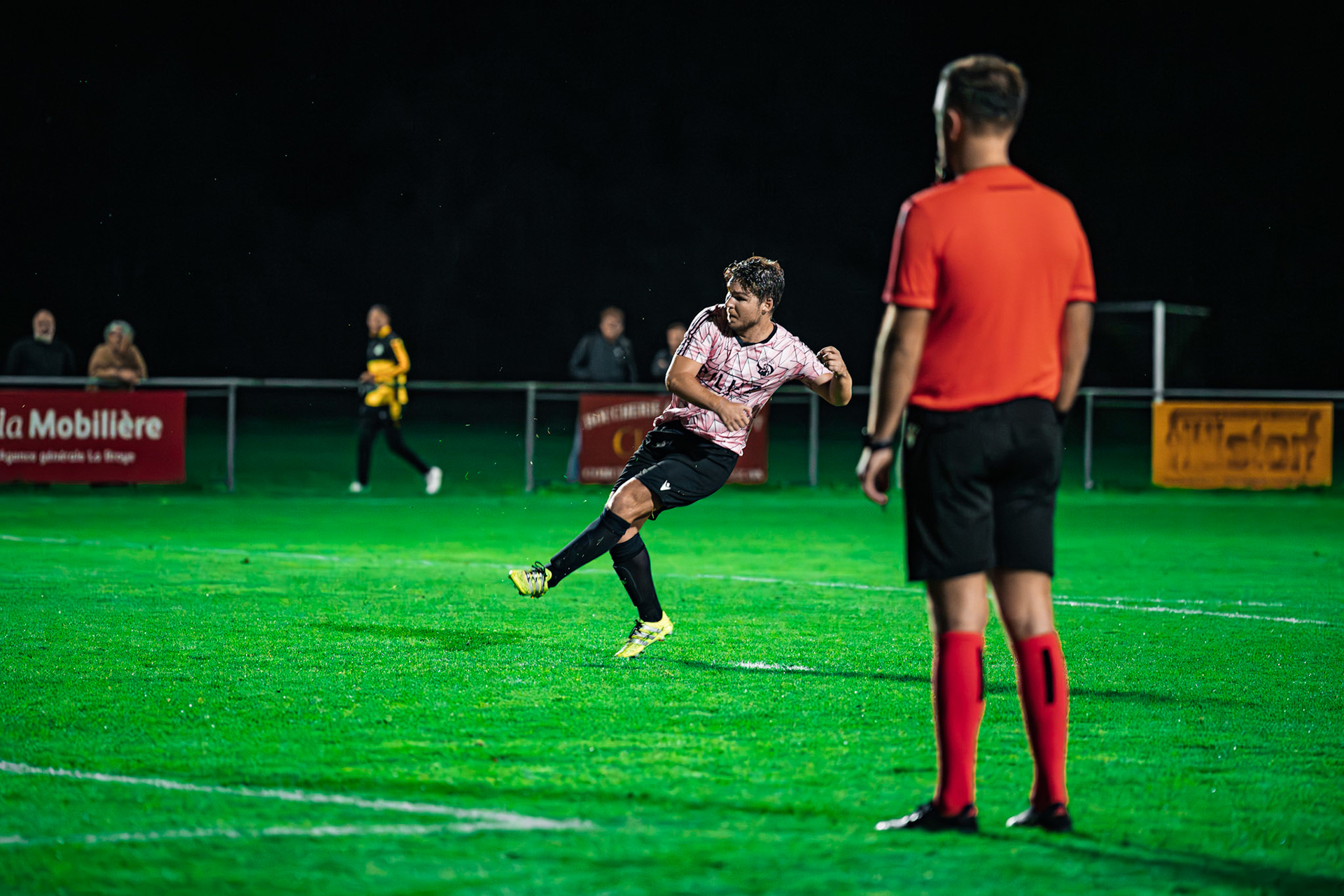 Match BCV Cup opposant FC Corcelles-Payerne I – FC Poliez-Pittet IA à la Place de sports Freybonnaz. (Christian António/LibsVisuals.com)