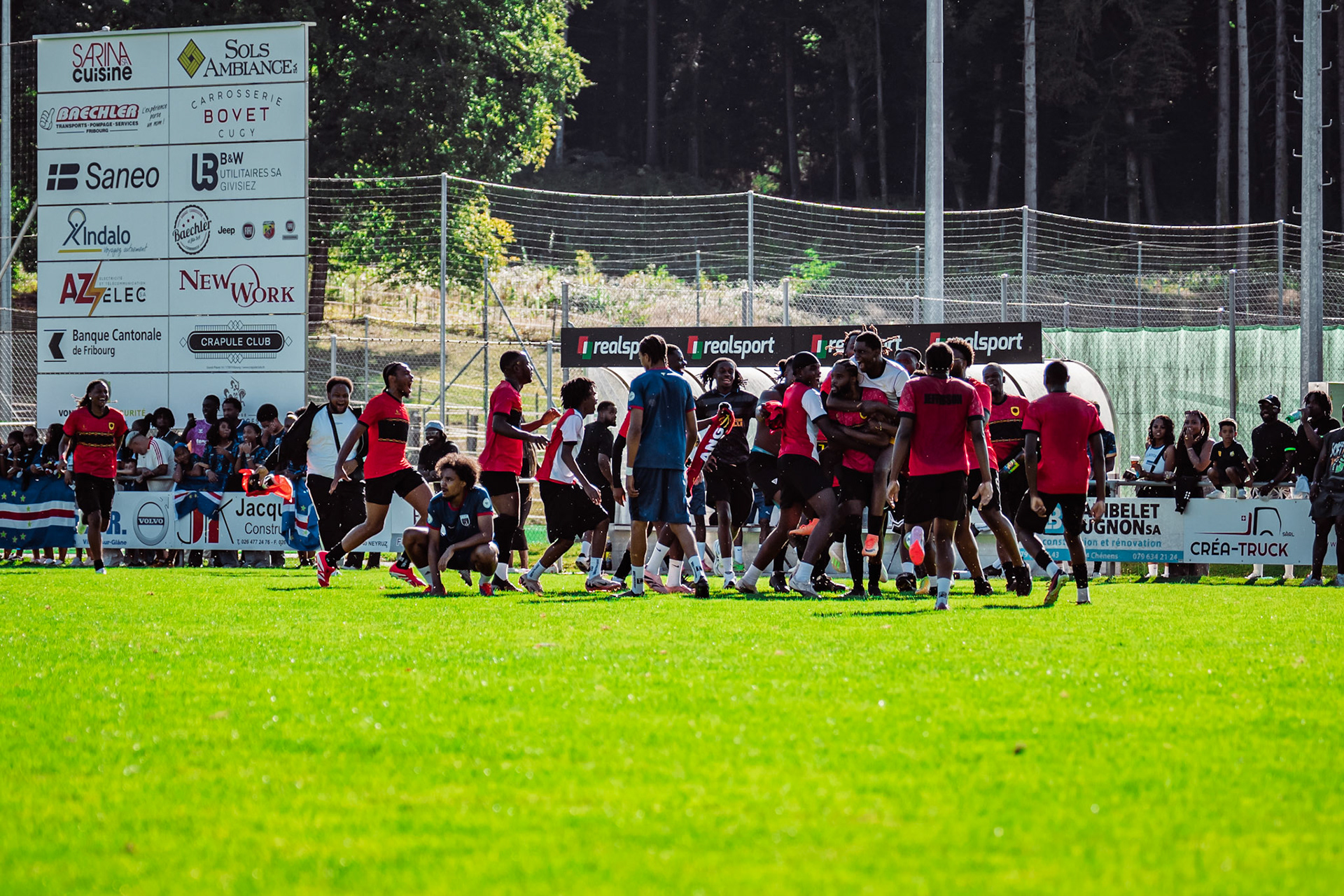 Match amical opposant l’Angola et le Cap-Vert (CanFribourg) au Terrain Communal de Corminboeuf. (Christian António/LibsVisuals.com)