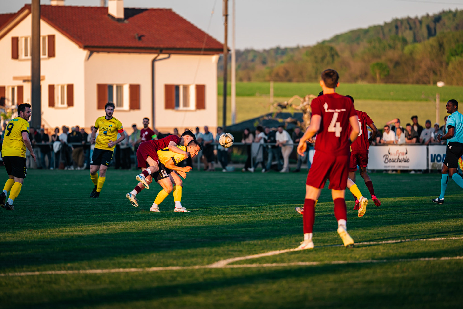 FC Domdidier et FC Cugy-Montet-Aumont-Murist I au Stade du Pâquier. (Christian António/LibsVisuals.com)