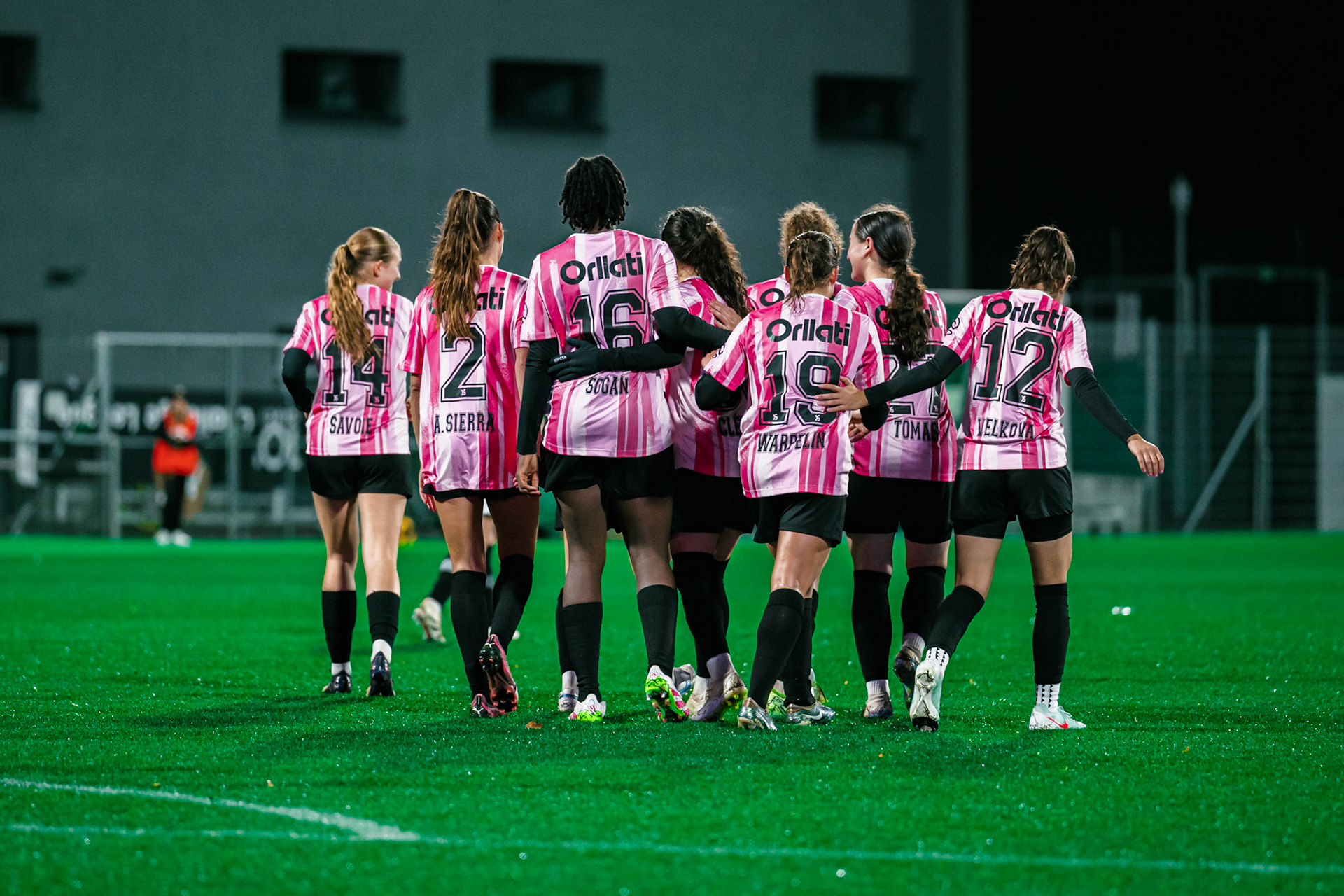 Match de championnat LNB féminine opposant Yverdon Sport FC et le FC Lugano au Stade Municipal, Yverdon-les-Bains. (Christian António / LibsVisuals.com)