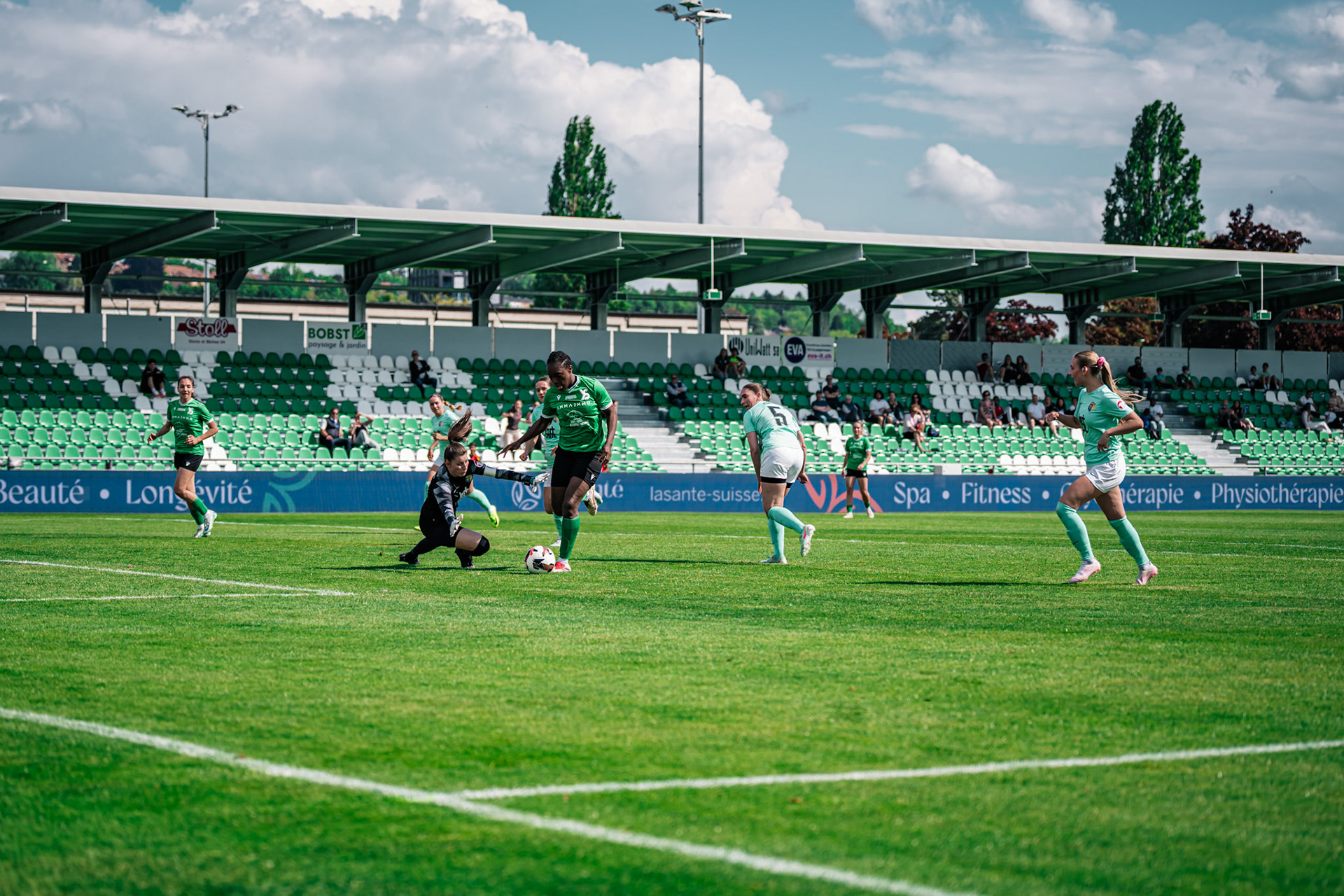 Yverdon Sport FC et FC Schlieren au Stade Municipal. (Christian António/LibsVisuals.com)