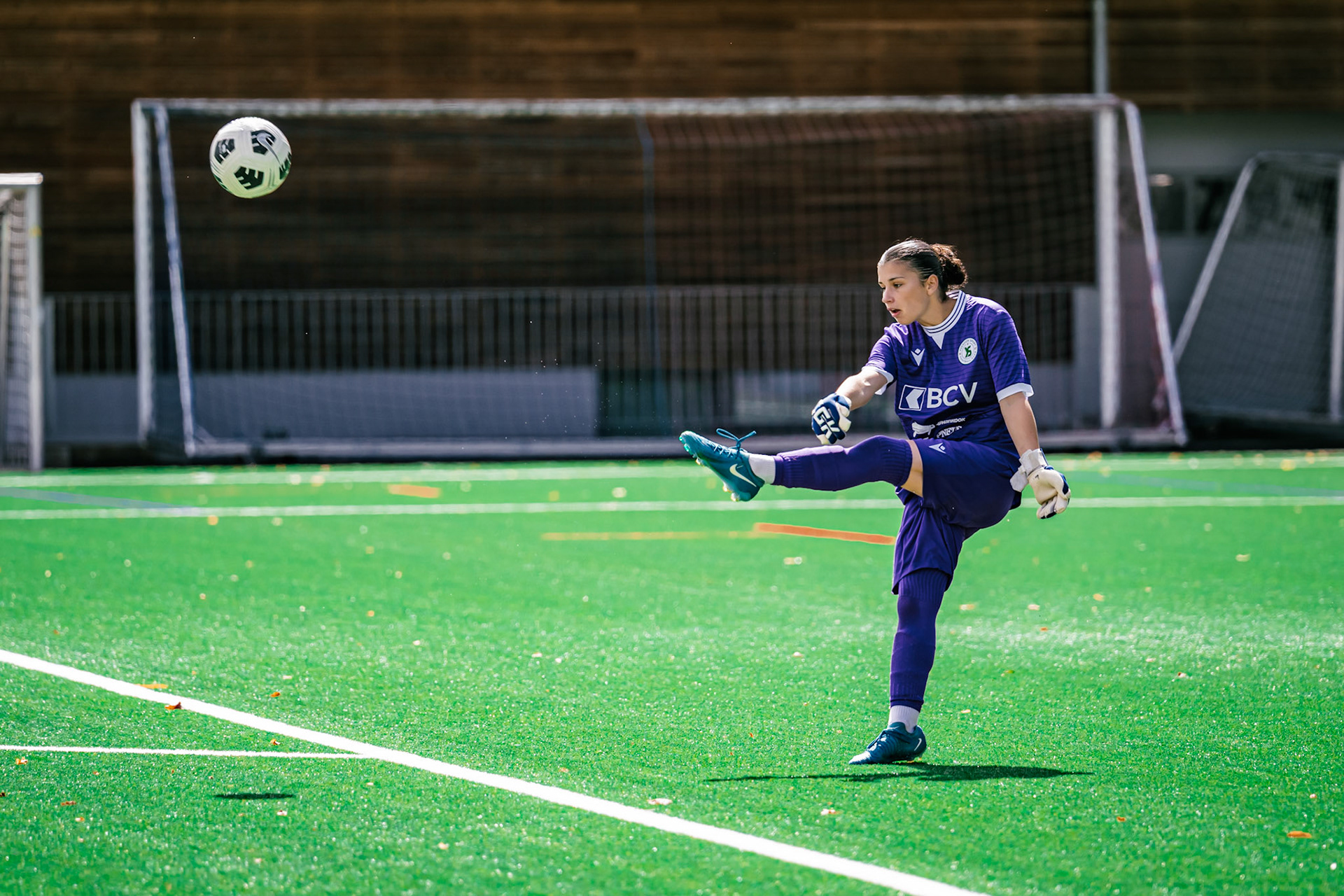 Match championnat opposant BSC YB Frauen U-20 - Yverdon Sport U-20 au Sportplatz Wyler. (Christian António/LibsVisuals.com)