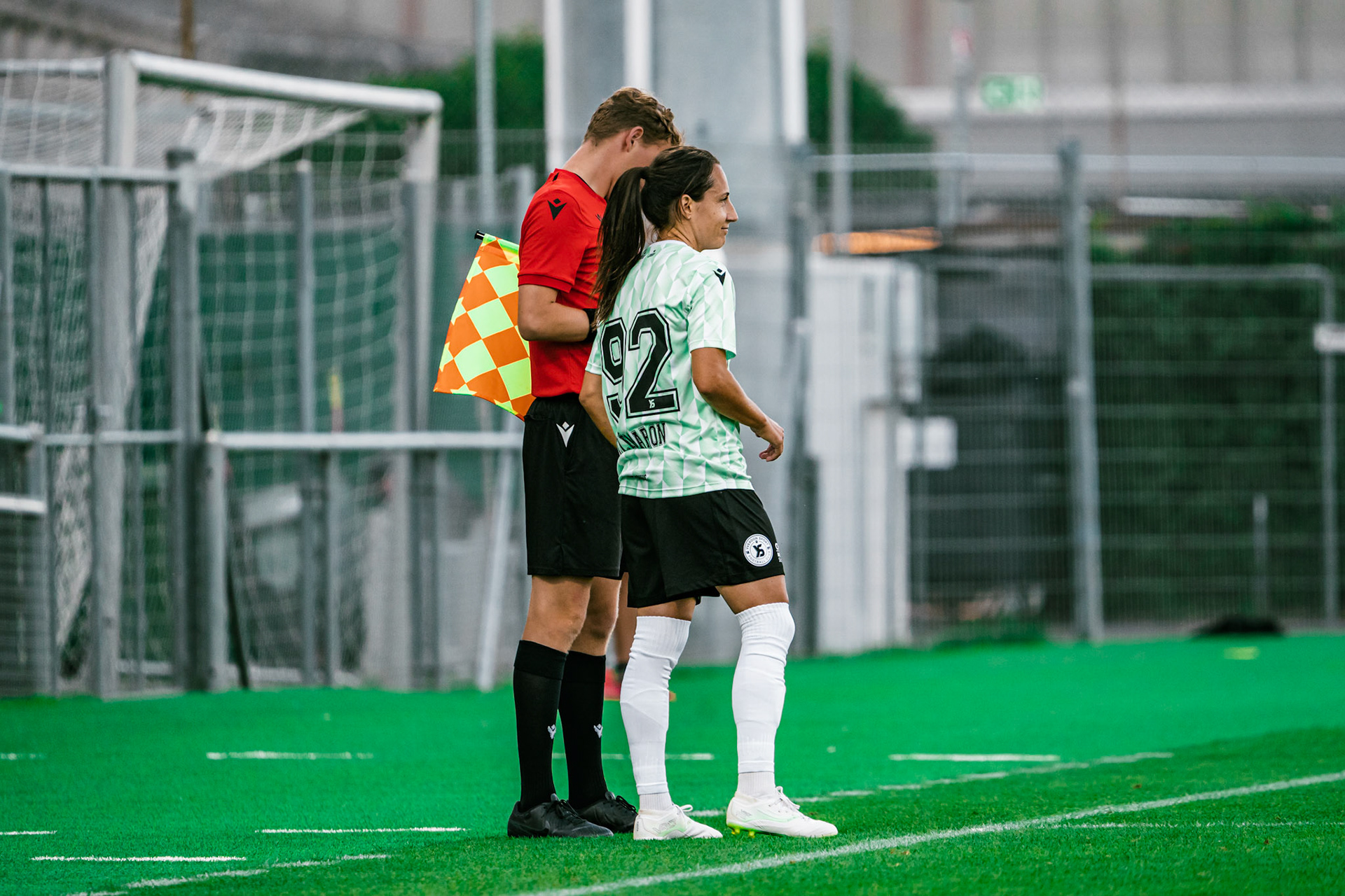 Match championnat LNB féminine opposant Yverdon Sport FC et FC Schlieren au Stade Municipal. (Christian António/LibsVisuals.com)