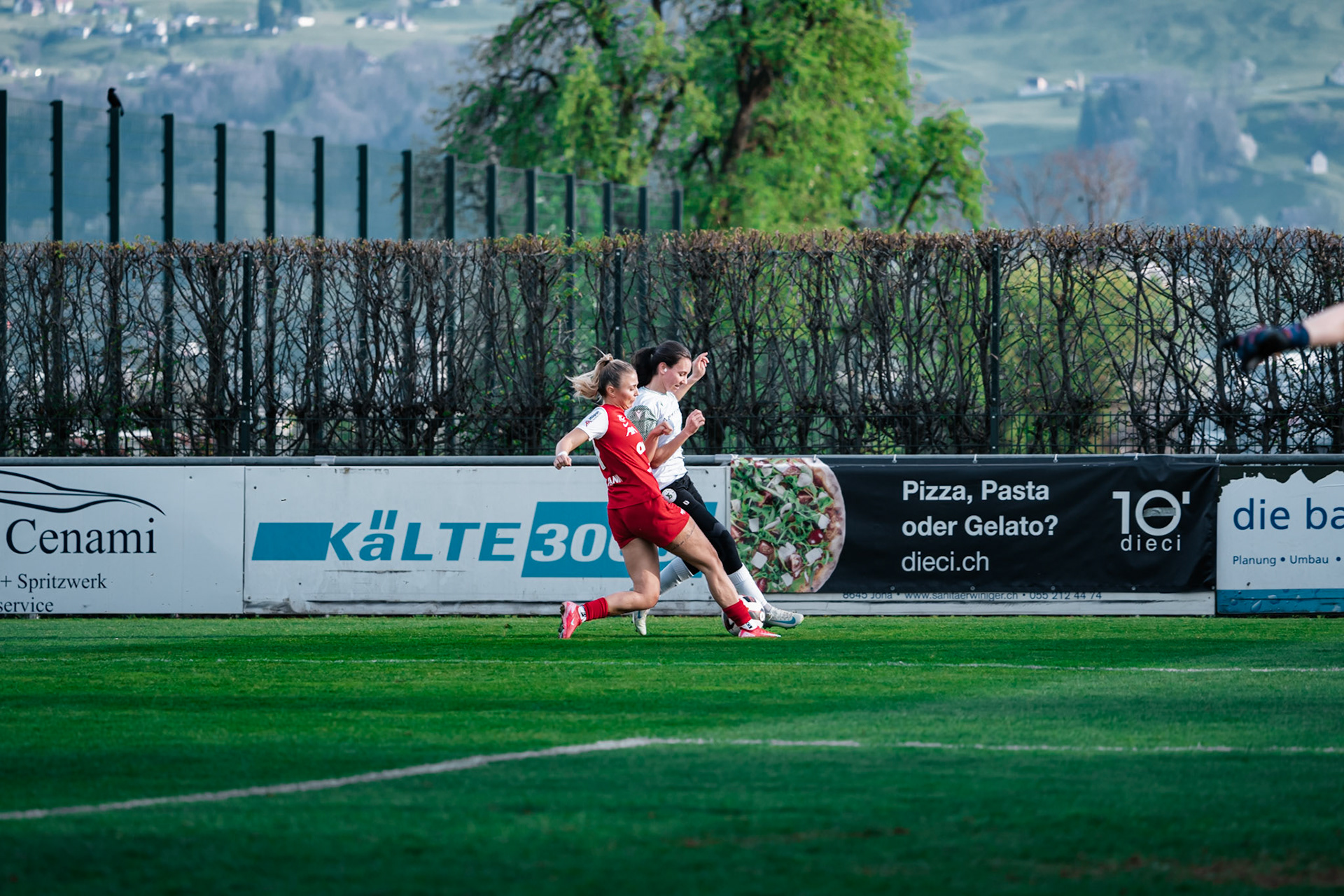 Women’s Super League / tour de promotion/relégation FC Rapperswil-Jona - Yverdon Sport FC au Grünfeld (Christian António/LibsVisuals.com)