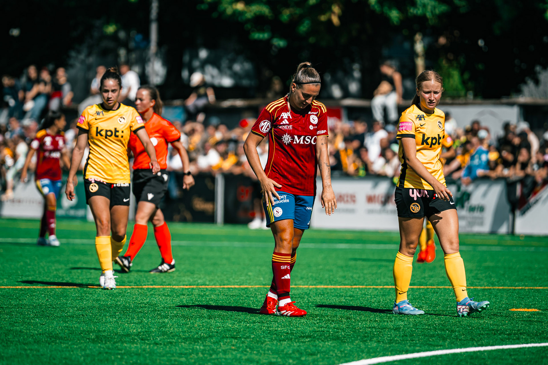 Match de l’AXA Women’s Super League opposant BSC YB Frauen et Servette FC Chênois Féminin au Spitalacker (Kunstrasenfeld), Bern. (Christian António/LibsVisuals.com)