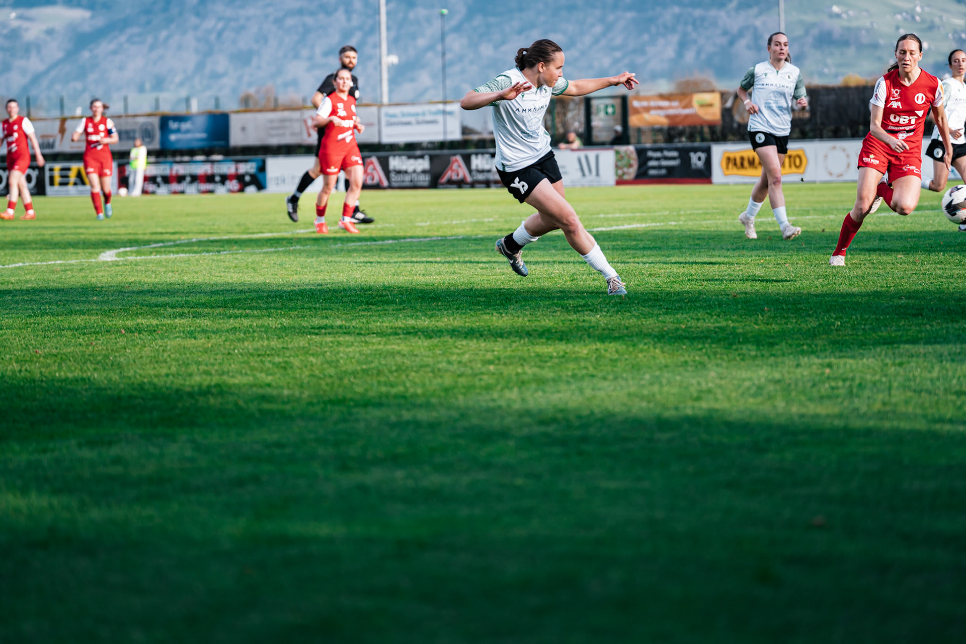 Women’s Super League / tour de promotion/relégation FC Rapperswil-Jona - Yverdon Sport FC au Grünfeld (Christian António/LibsVisuals.com)