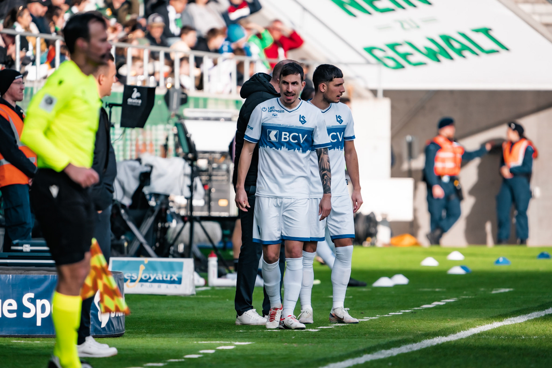 FC Saint-Gall 1879 et Lausanne-Sport FC au Kybunpark. (Christian António/LibsVisuals.com)