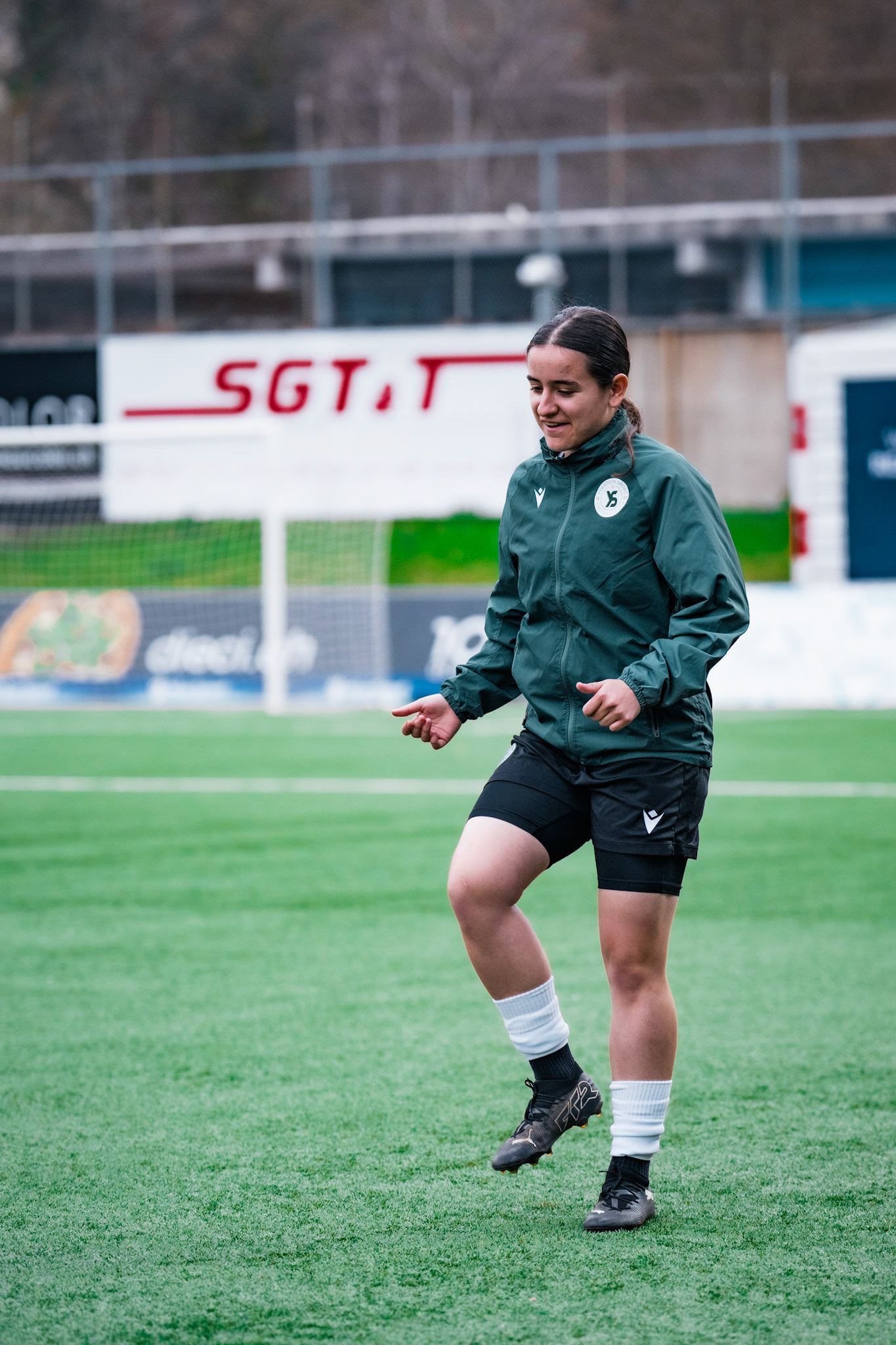 Etoile Carouge FC et Yverdon Sport FC au  Stade de la Fontenette (Christian António/LibsVisuals.com)