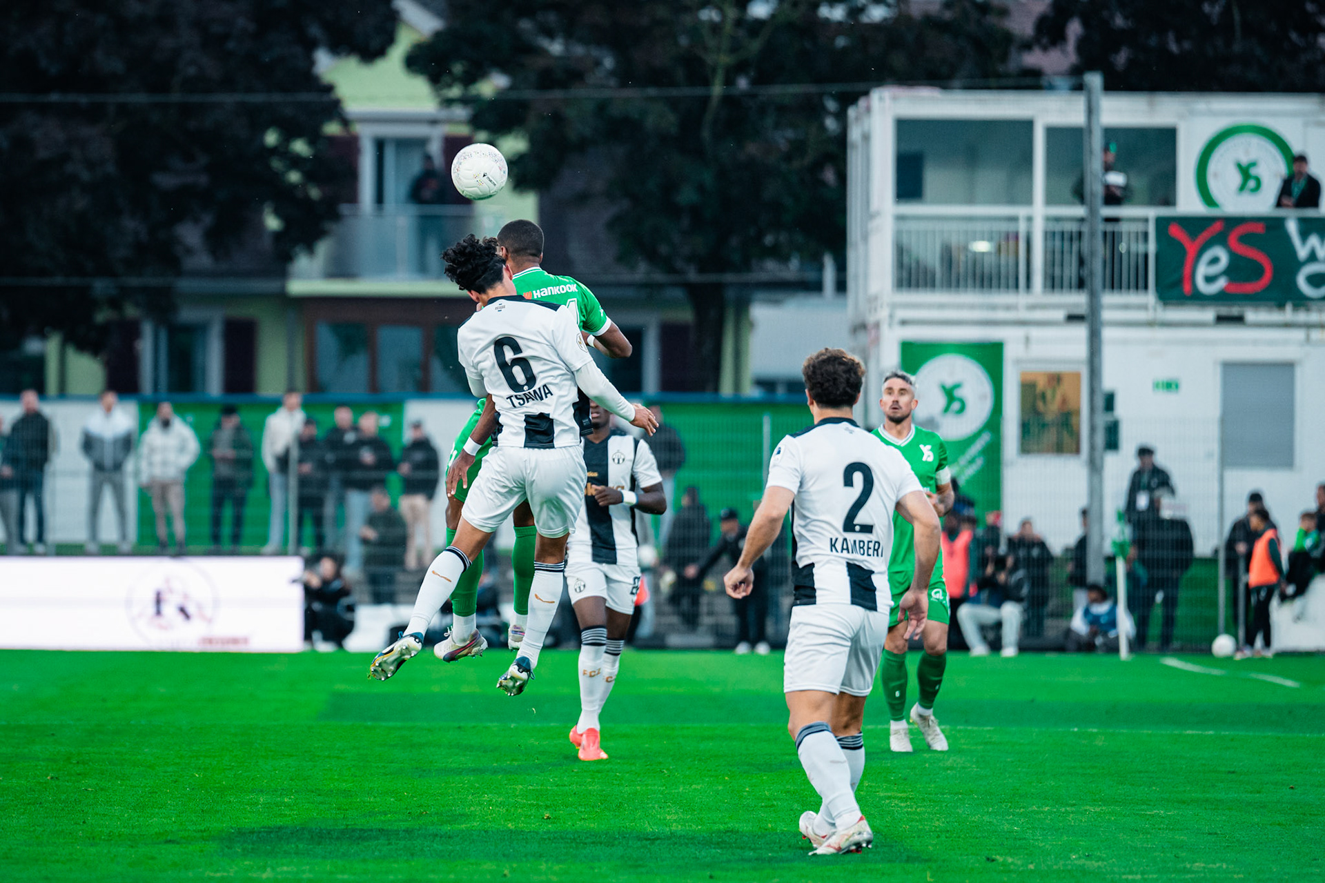Yverdon Sport FC et FC Zürich au Stade Municipal. (Christian António/LibsVisuals.com)