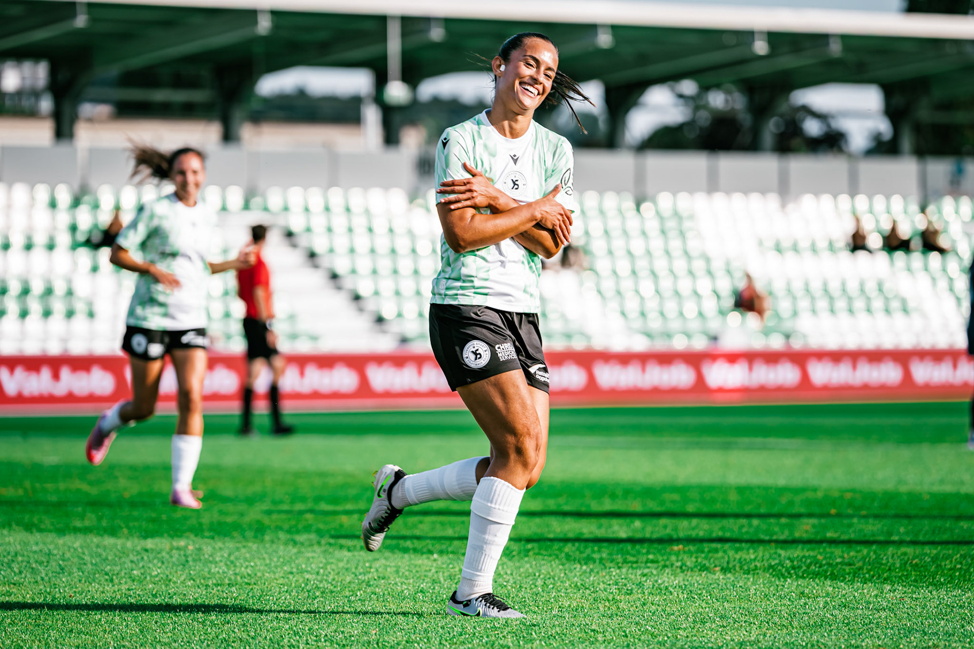 Match championnat LNB féminine opposant Yverdon Sport FC et FC Schlieren au Stade Municipal. (Christian António/LibsVisuals.com)