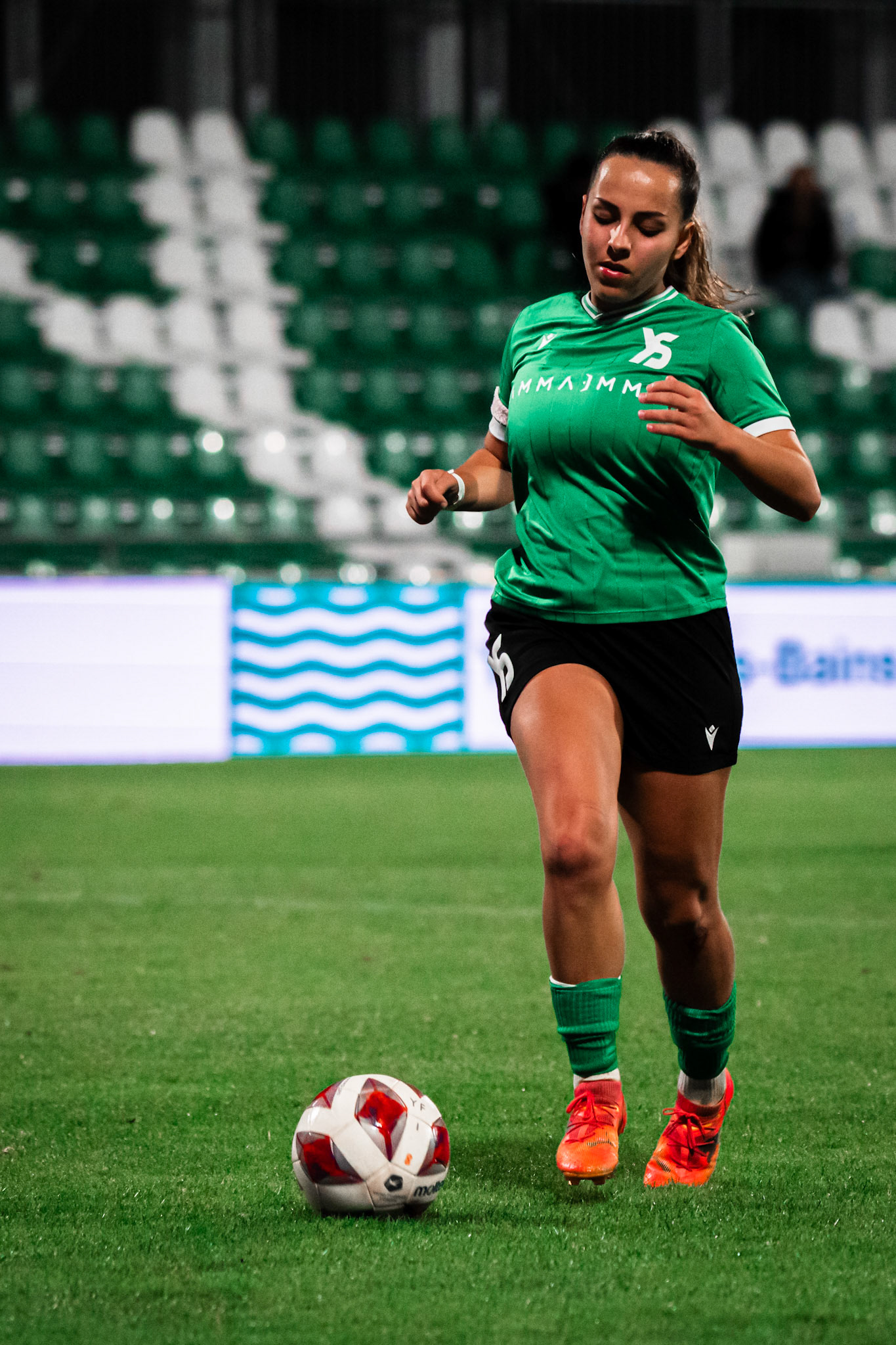 Ligue nationale B Féminine Yverdon Sport FC - Etoile Carouge FC