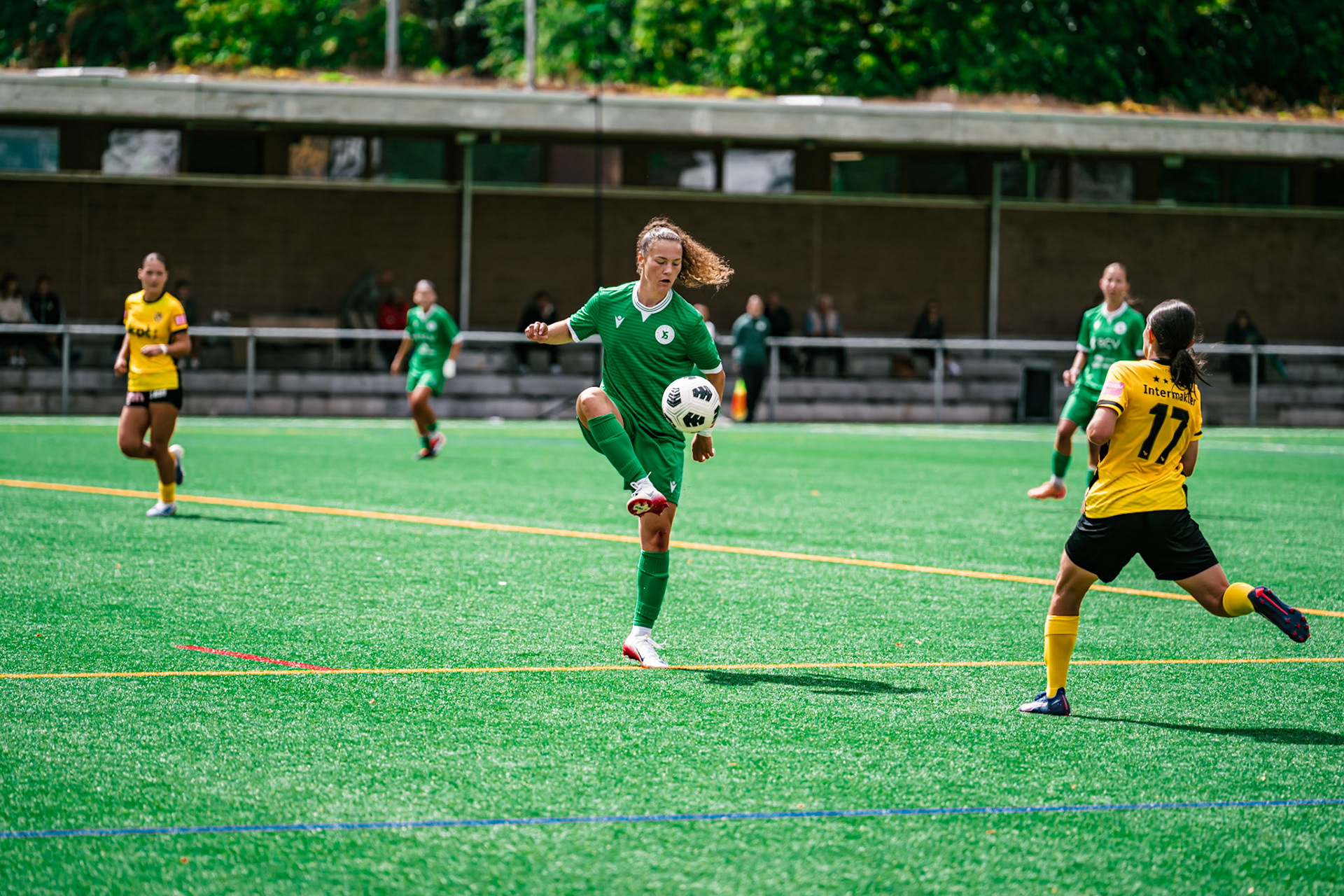 Match championnat opposant BSC YB Frauen U-20 - Yverdon Sport U-20 au Sportplatz Wyler. (Christian António/LibsVisuals.com)