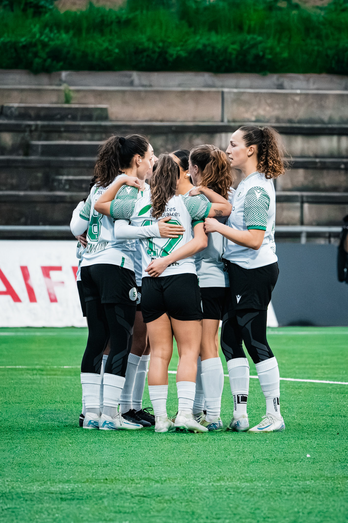 Etoile Carouge FC et Yverdon Sport FC au  Stade de la Fontenette (Christian António/LibsVisuals.com)