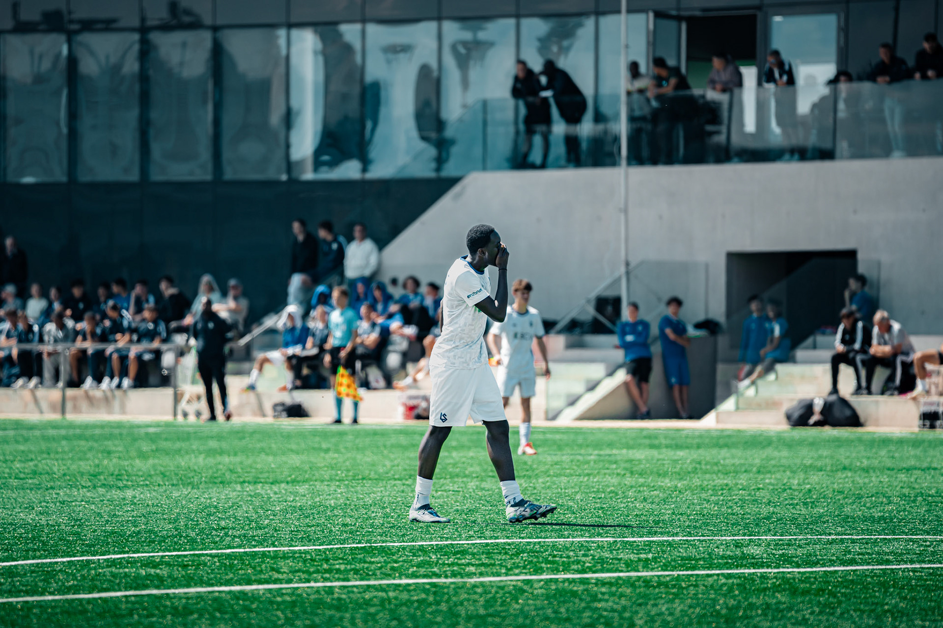 FC Lausanne-Sport M-17 et Servette FC M-17 au Centre sportif+ Stade de la Tuilière. (Christian António/LibsVisuals.com)